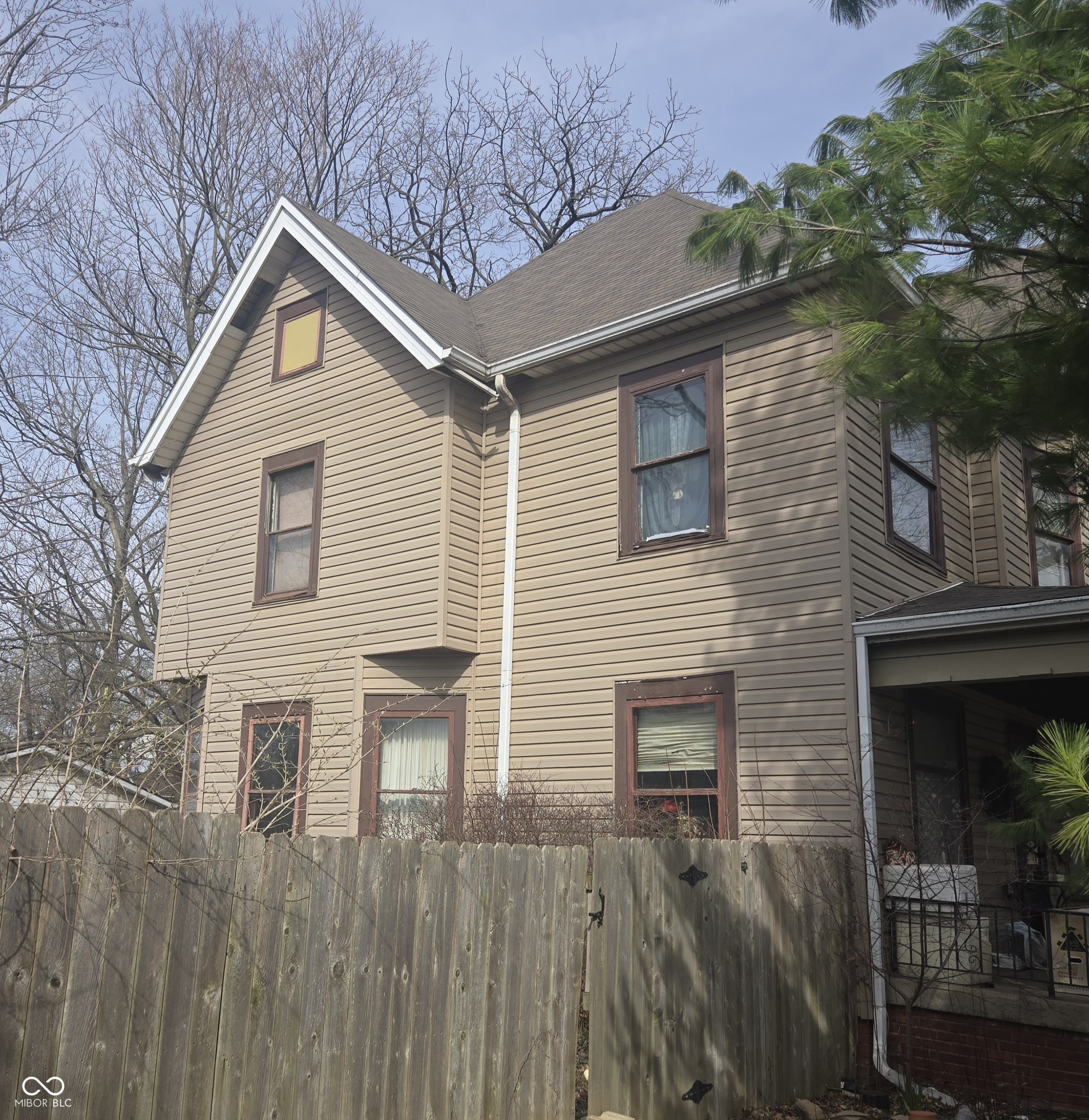 148 S Emerson Avenue