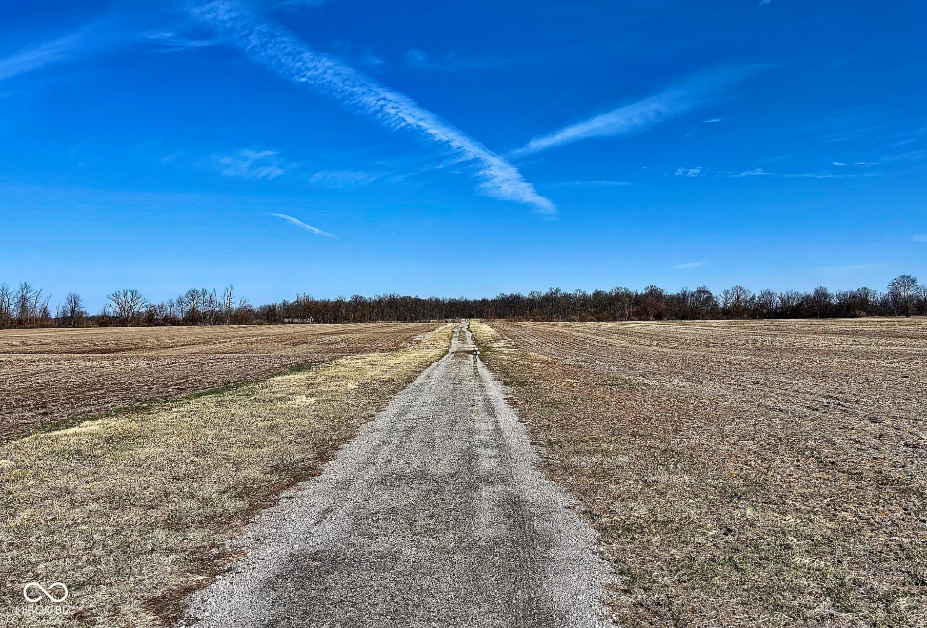 8112 W County Road 1000 N