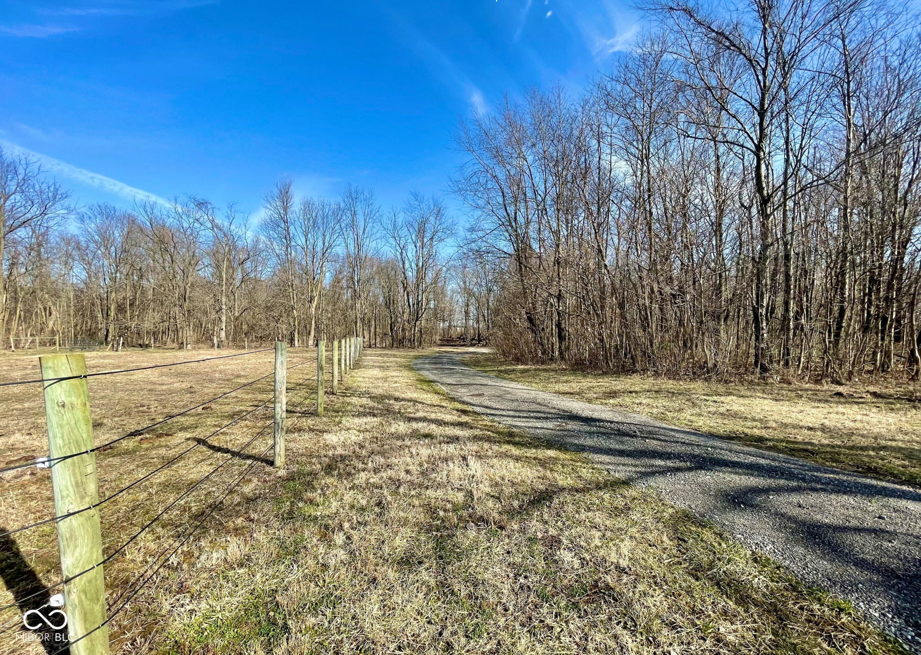 8112 W County Road 1000 N