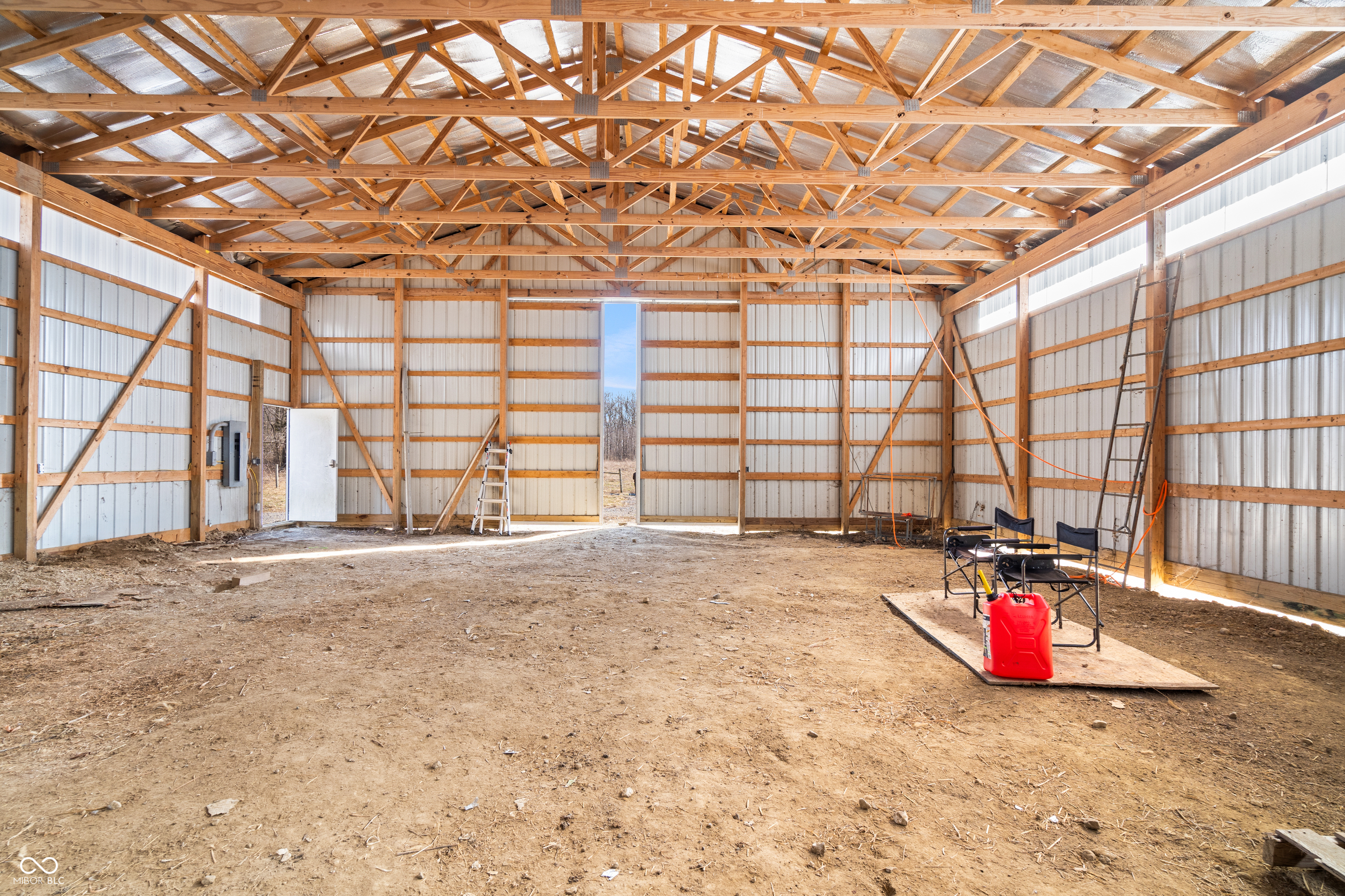 8112 W County Road 1000 N
