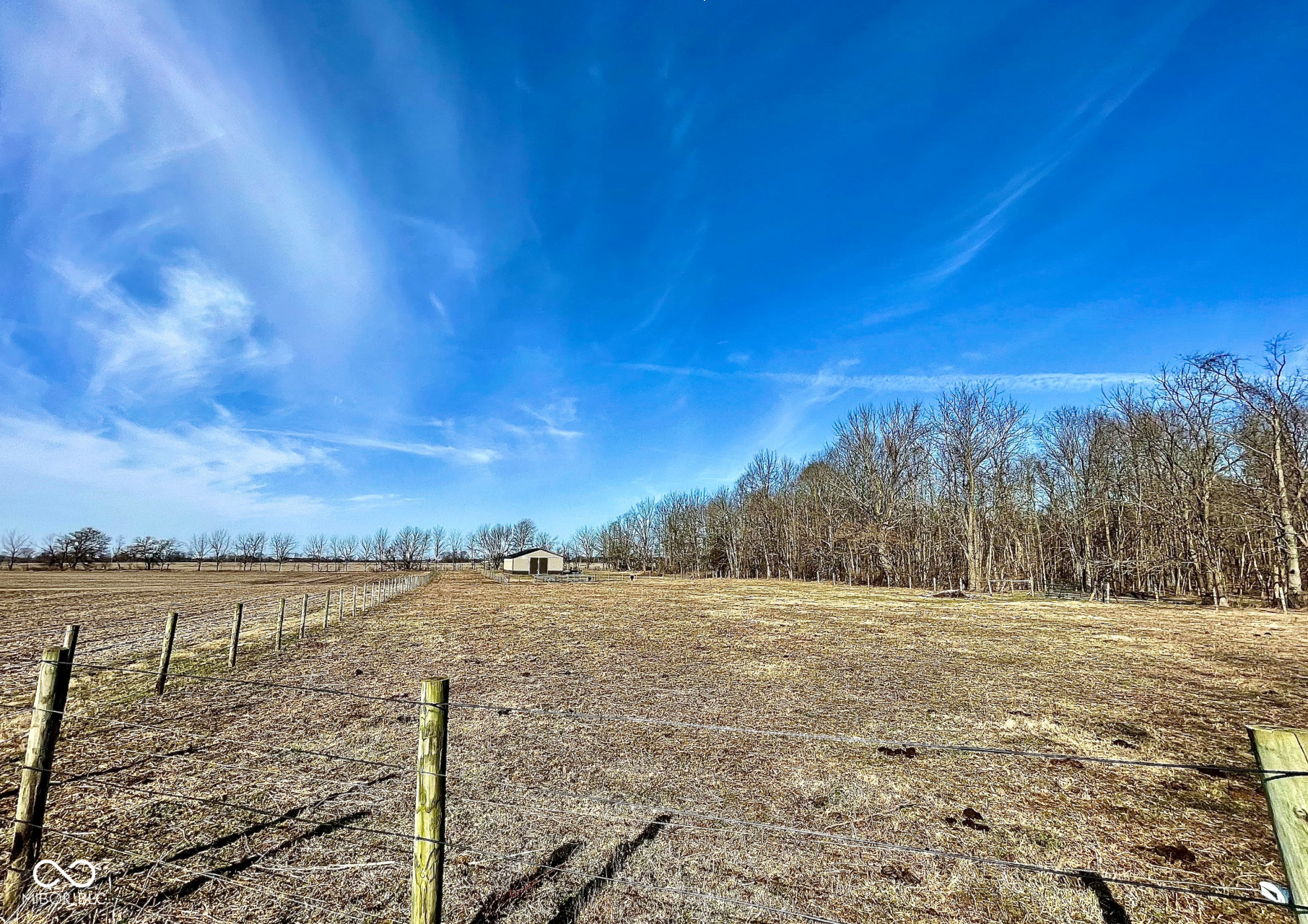 8112 W County Road 1000 N
