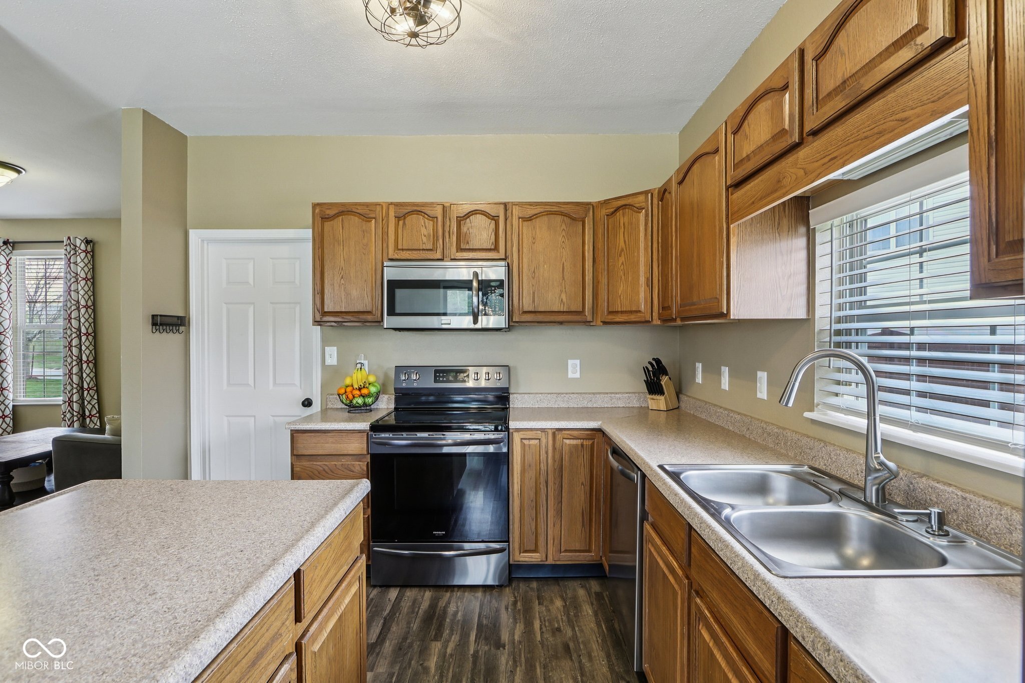 6540 Cougar Court