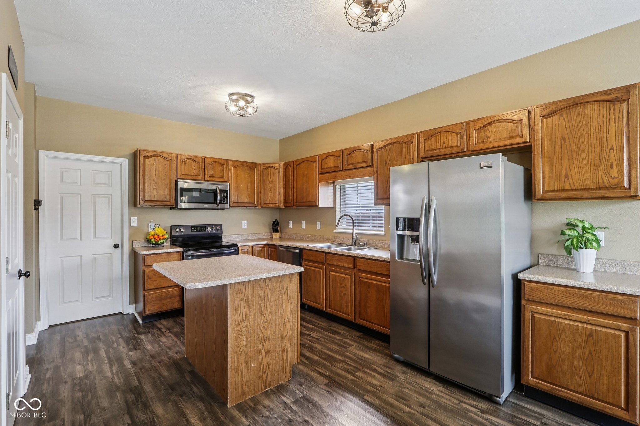 6540 Cougar Court