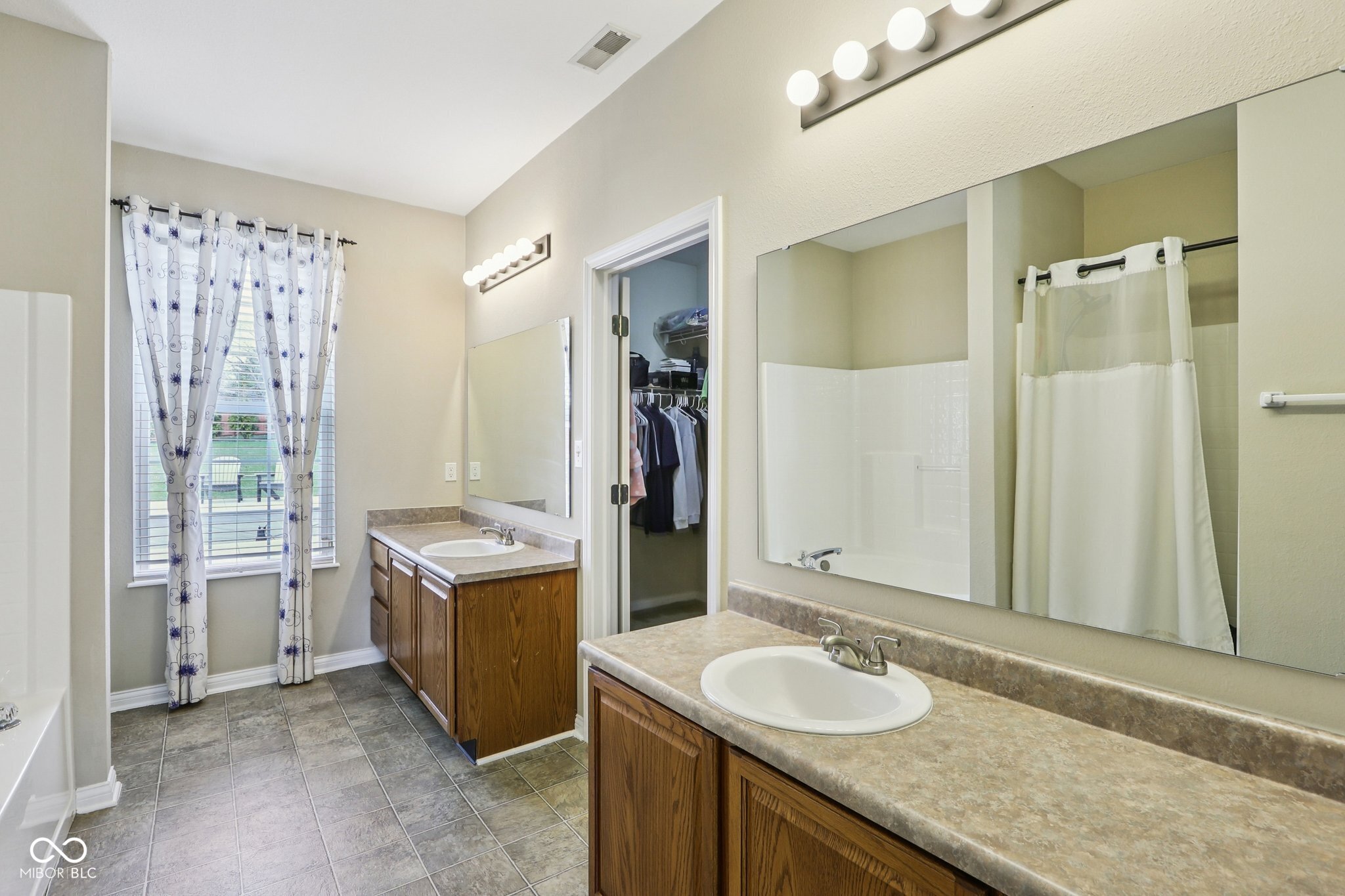 6540 Cougar Court