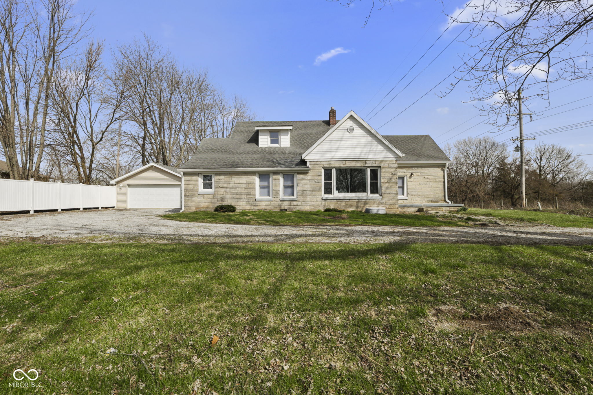 5452 E Hadley Road