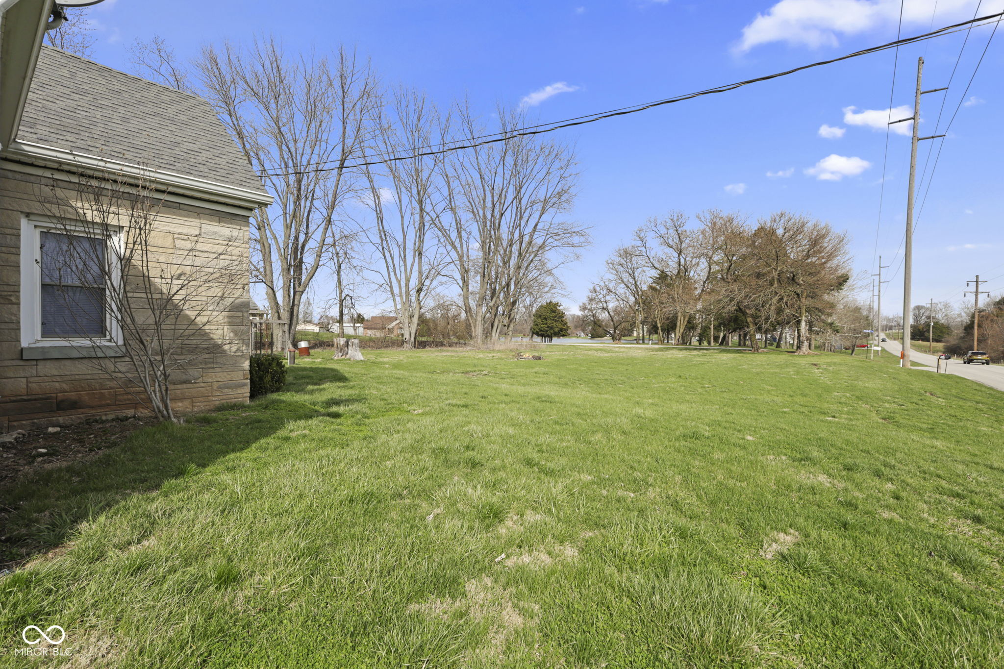 5452 E Hadley Road