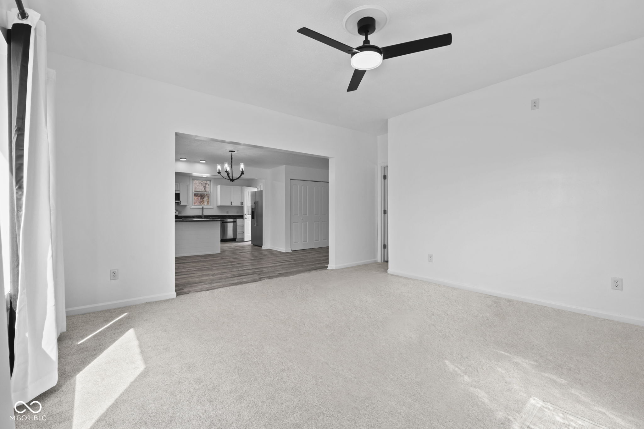 5452 E Hadley Road