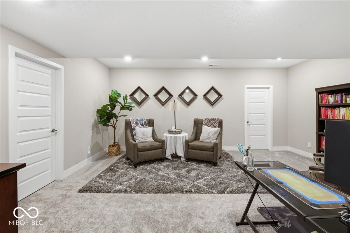 10286 Edgerton Lane