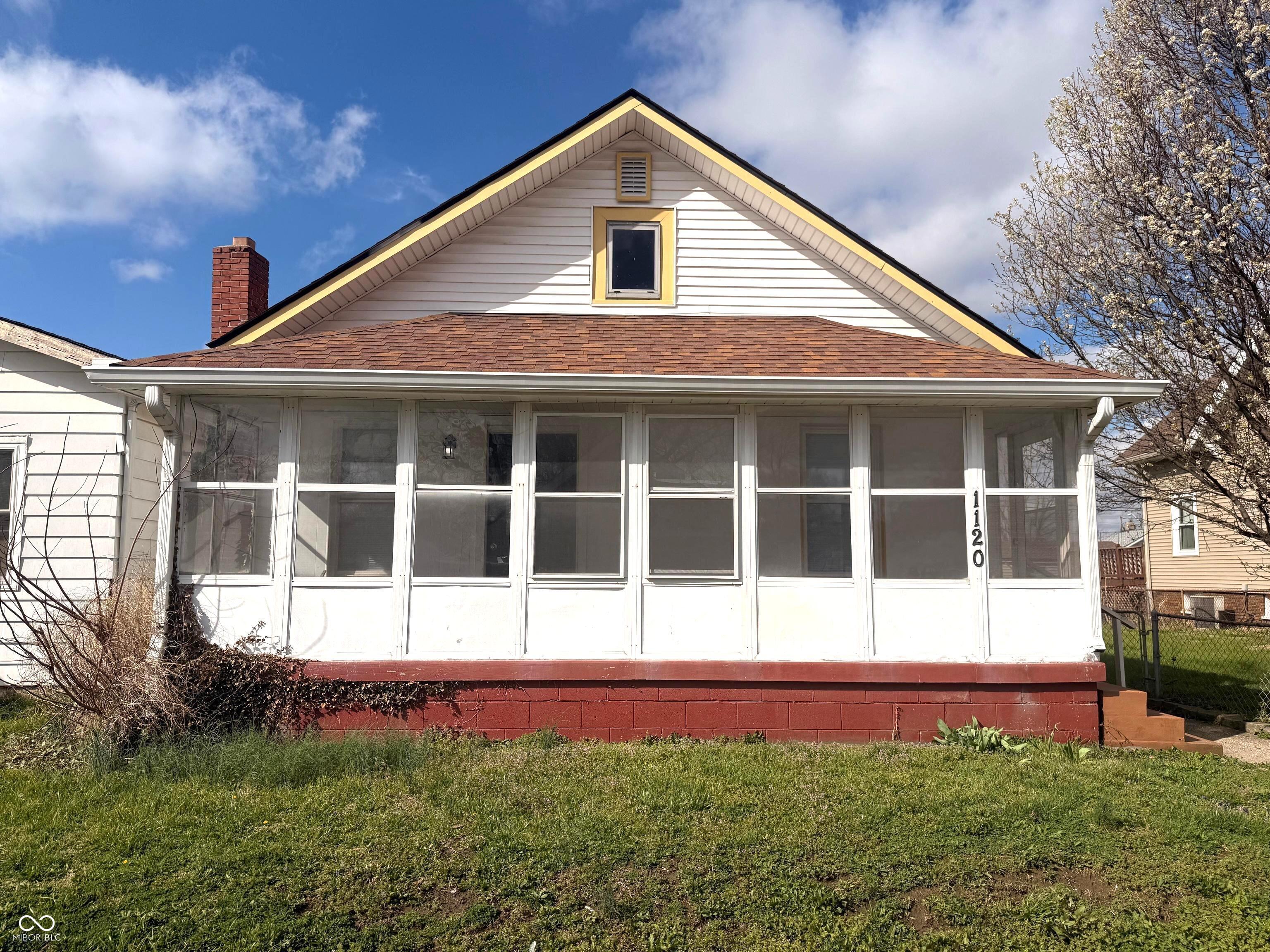 1120 Bacon Street