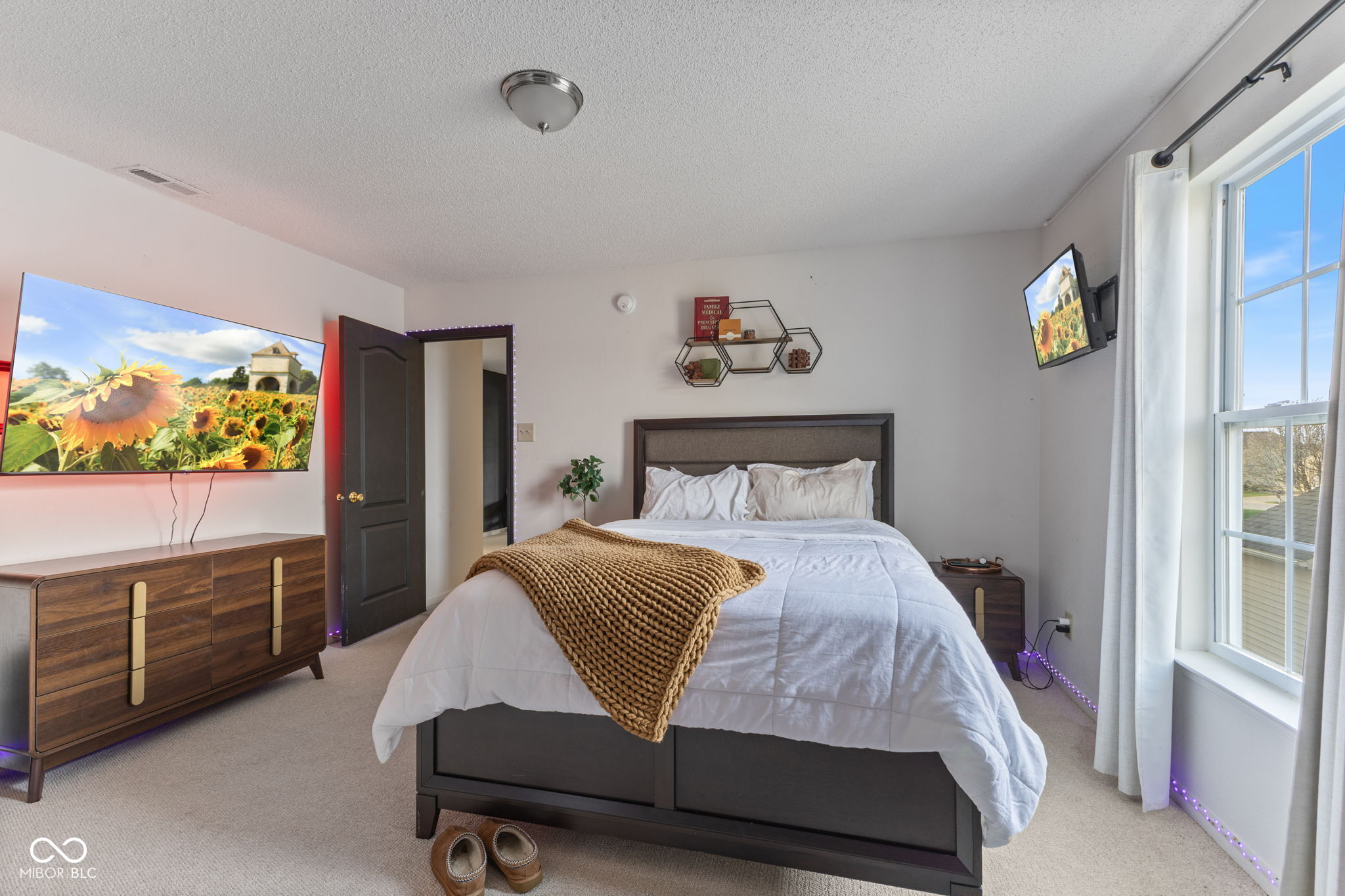 797 Hickory Pine Drive