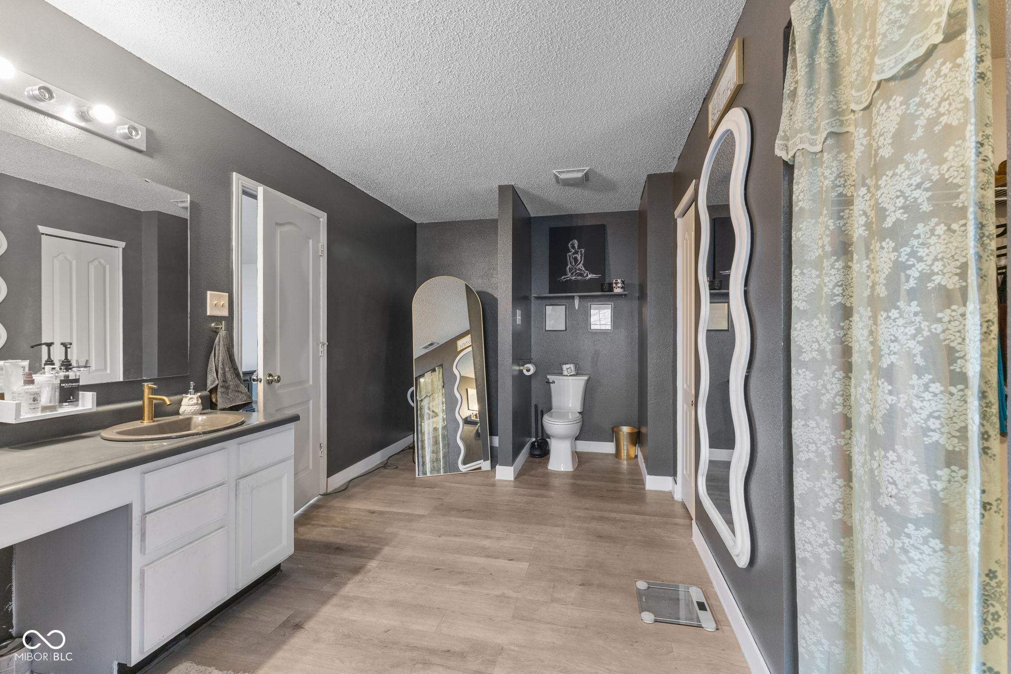 797 Hickory Pine Drive