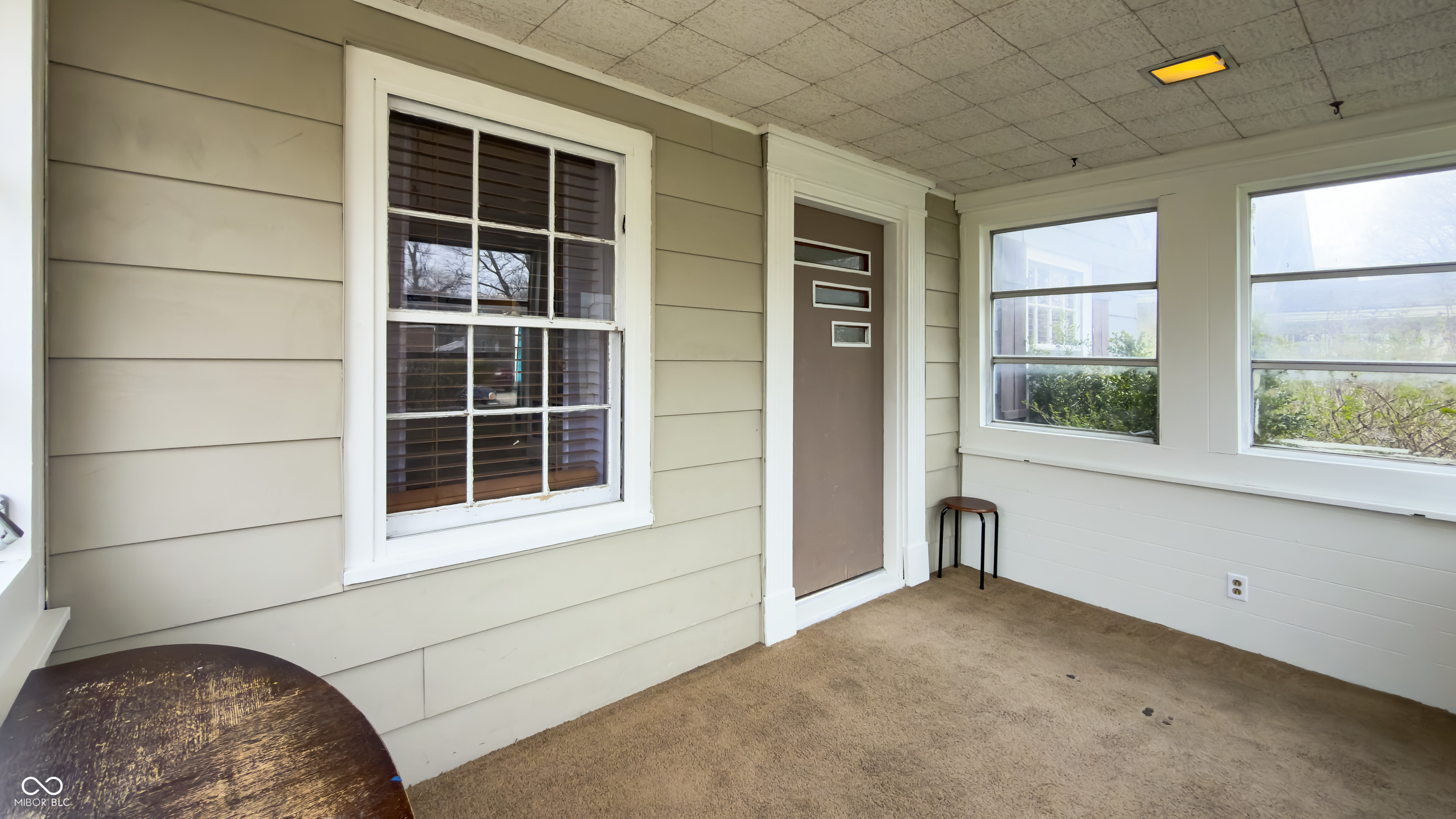 5121 Rosslyn Avenue