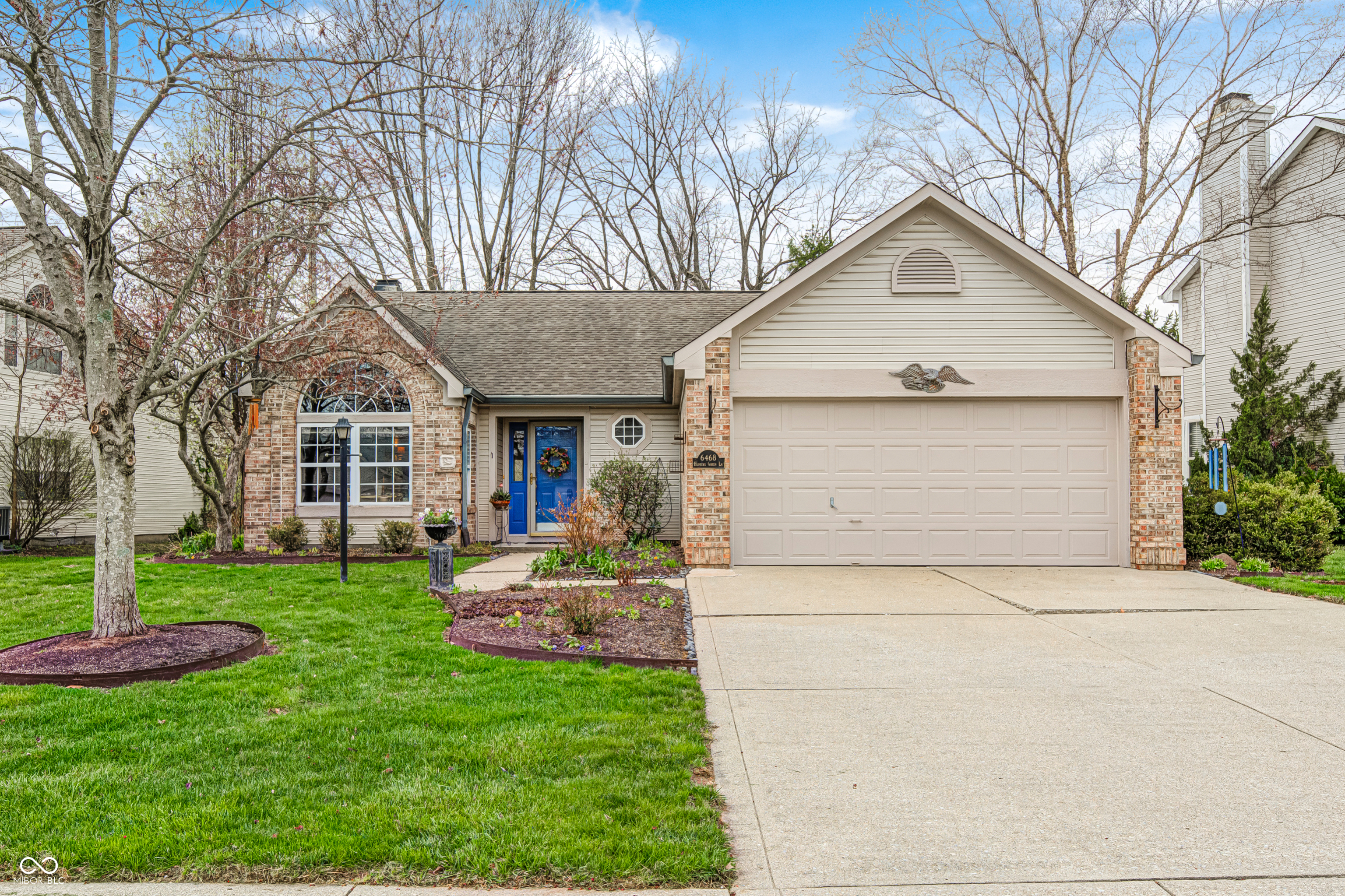 6468 Hunters Green Lane