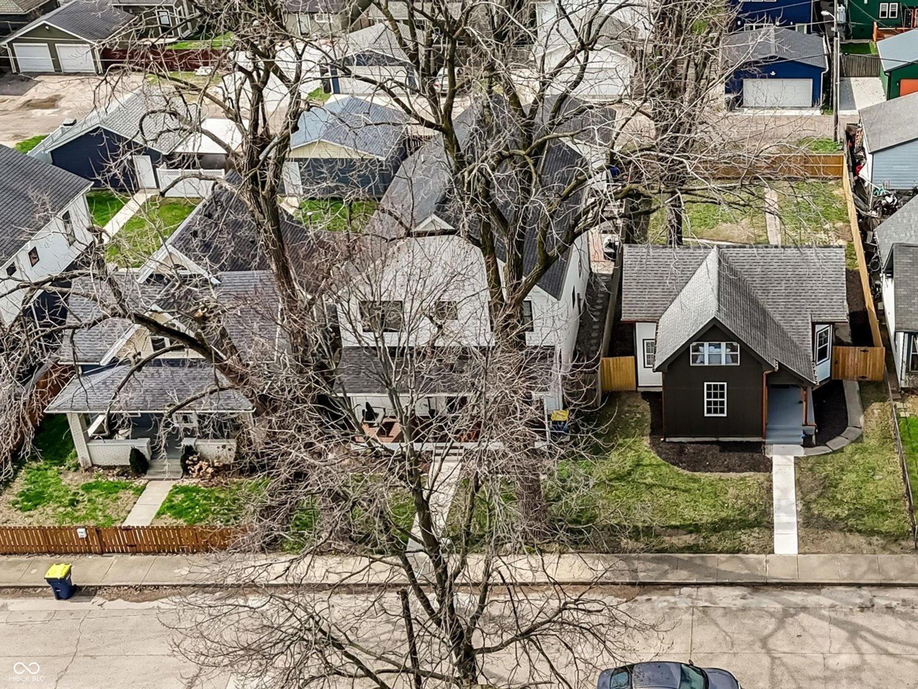 908 Dawson Street