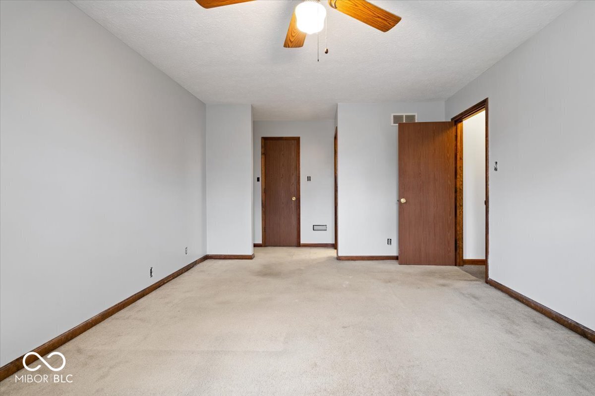 8733 Caplock Lane