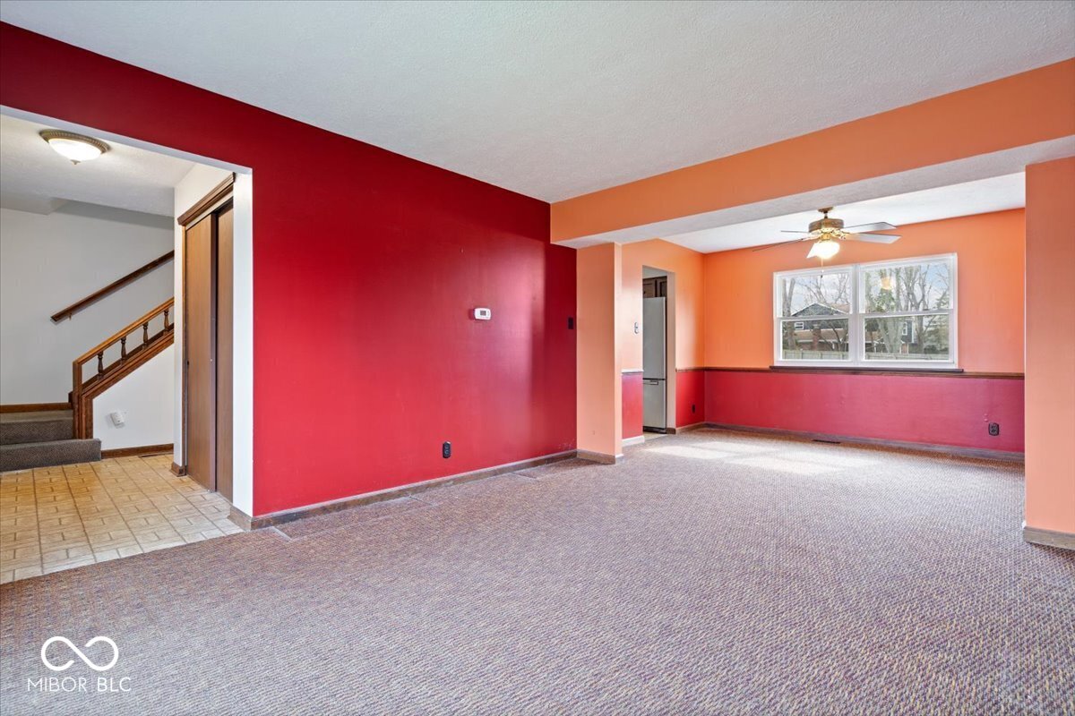 8733 Caplock Lane