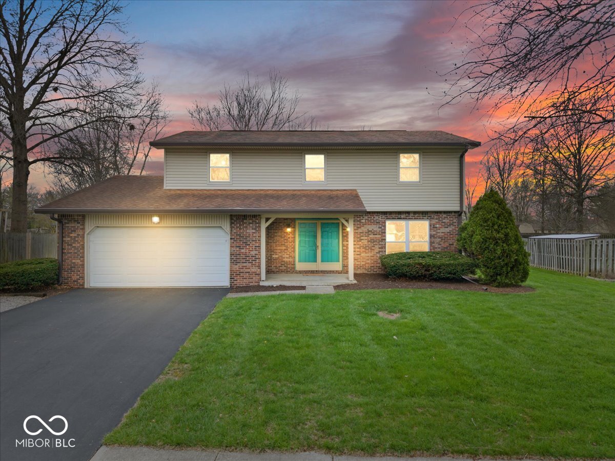 8733 Caplock Lane