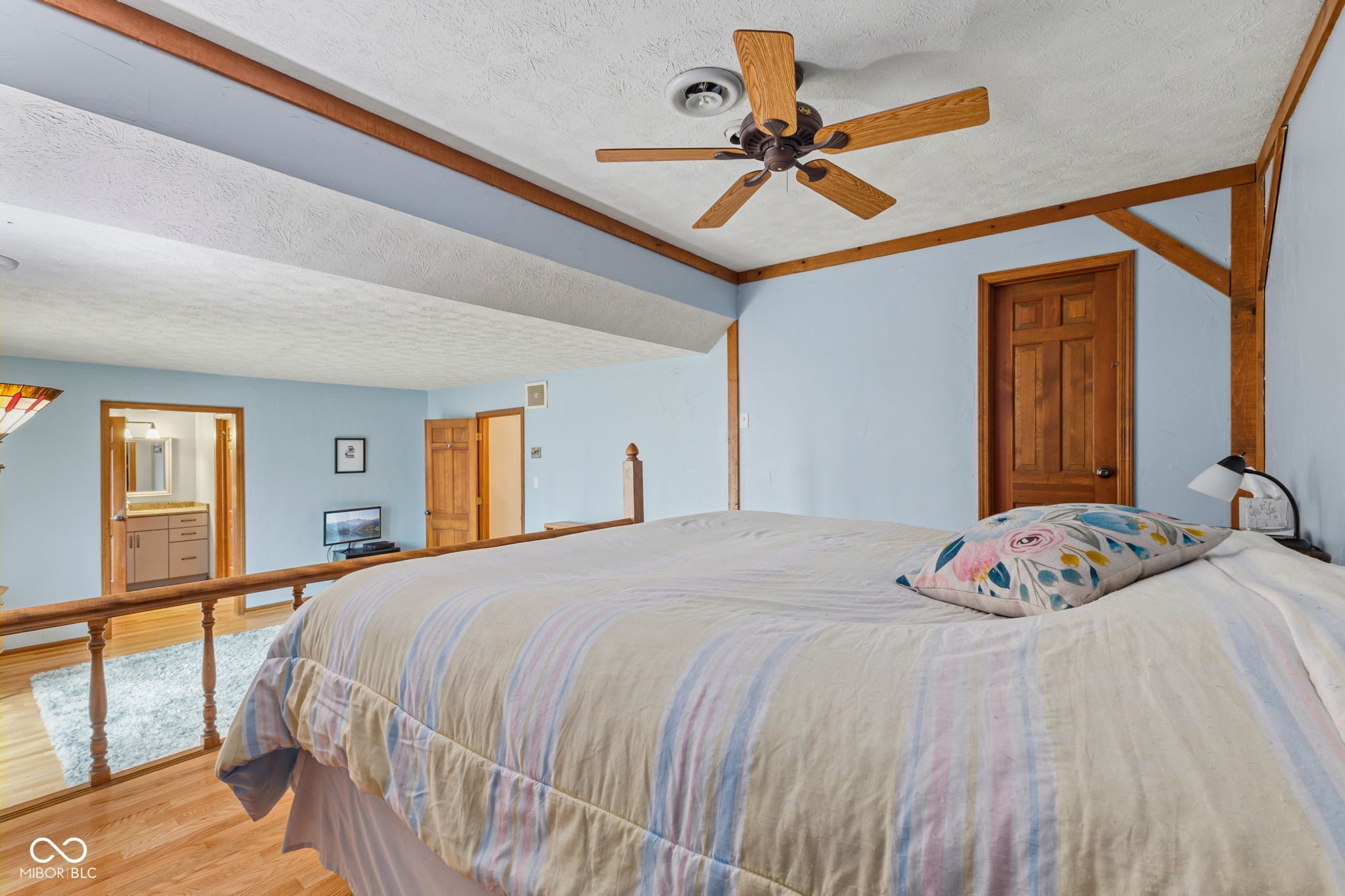 957 Sleepy Hollow Court