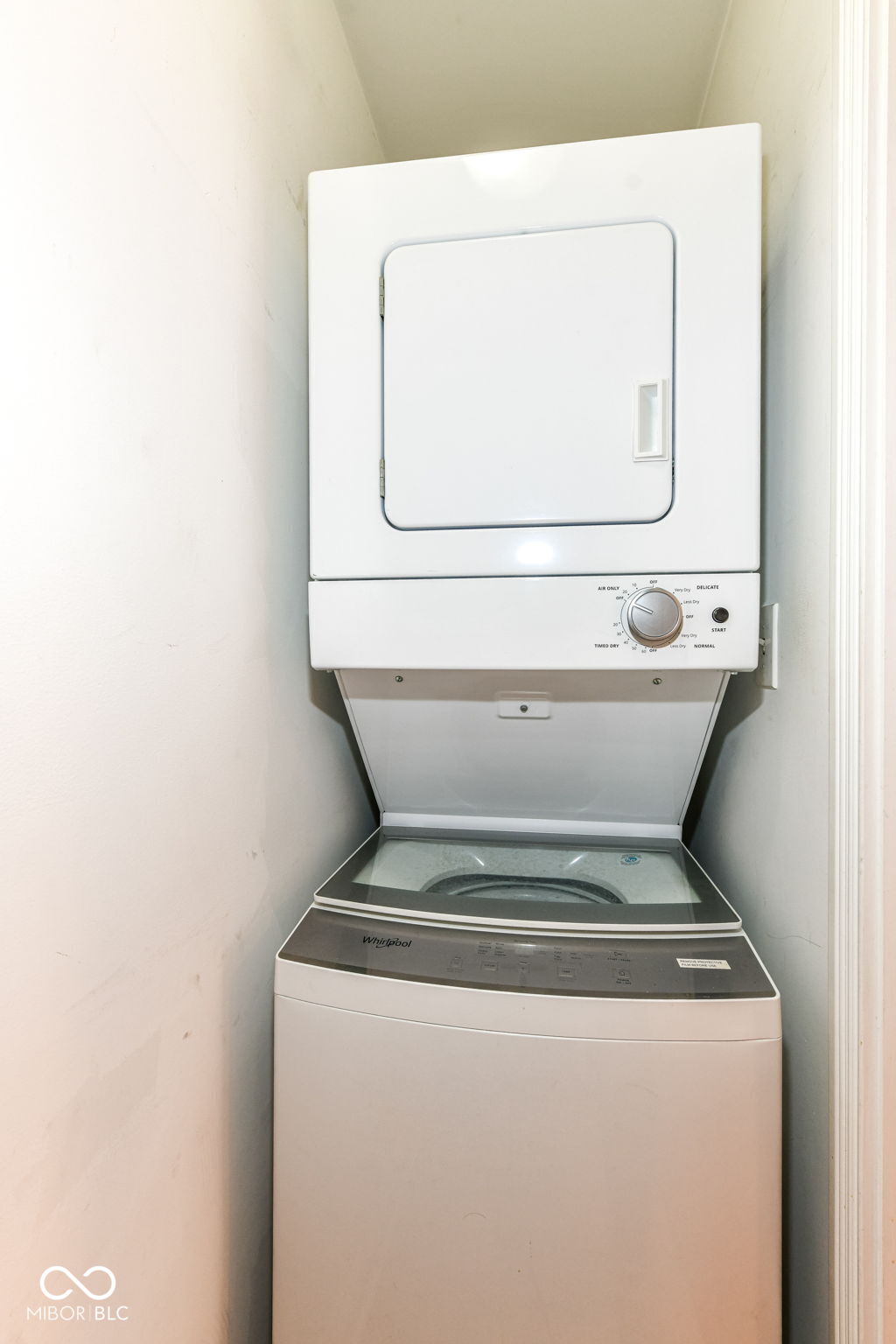 350 N Meridian Street Unit: 709