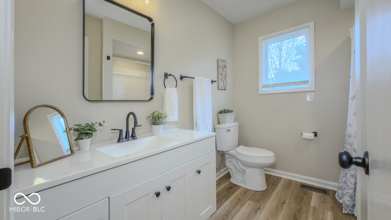 7524 Old Oakland Boulevard West Drive