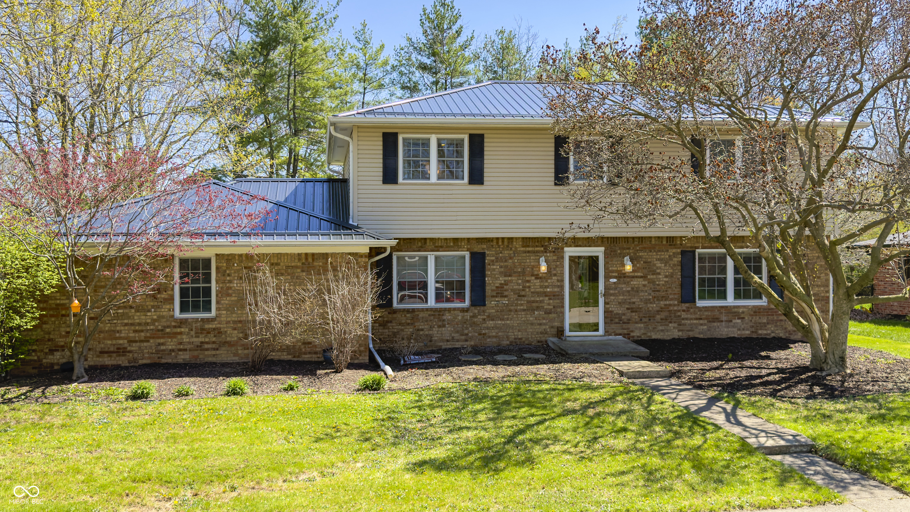305 Concord Lane