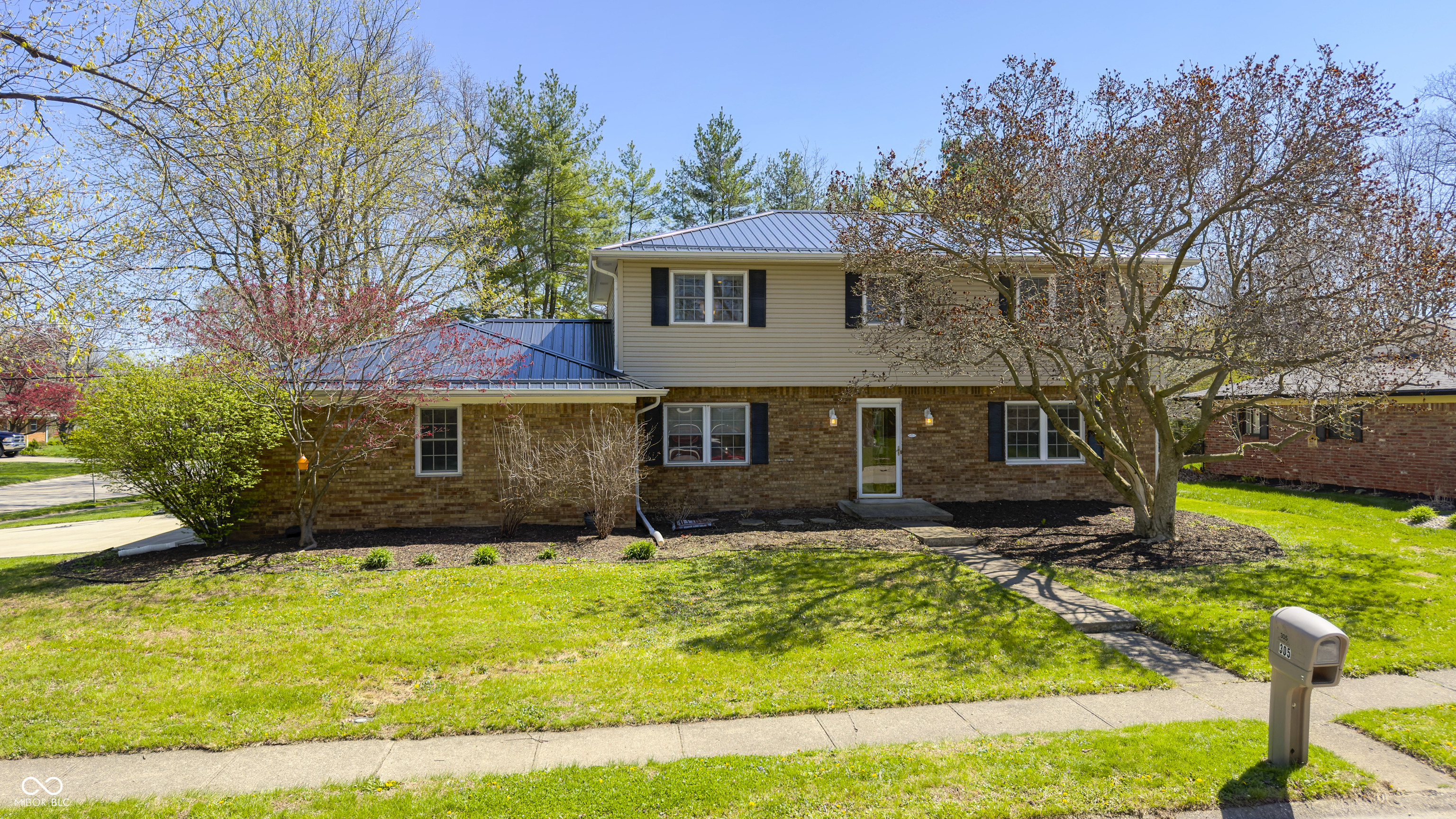 305 Concord Lane