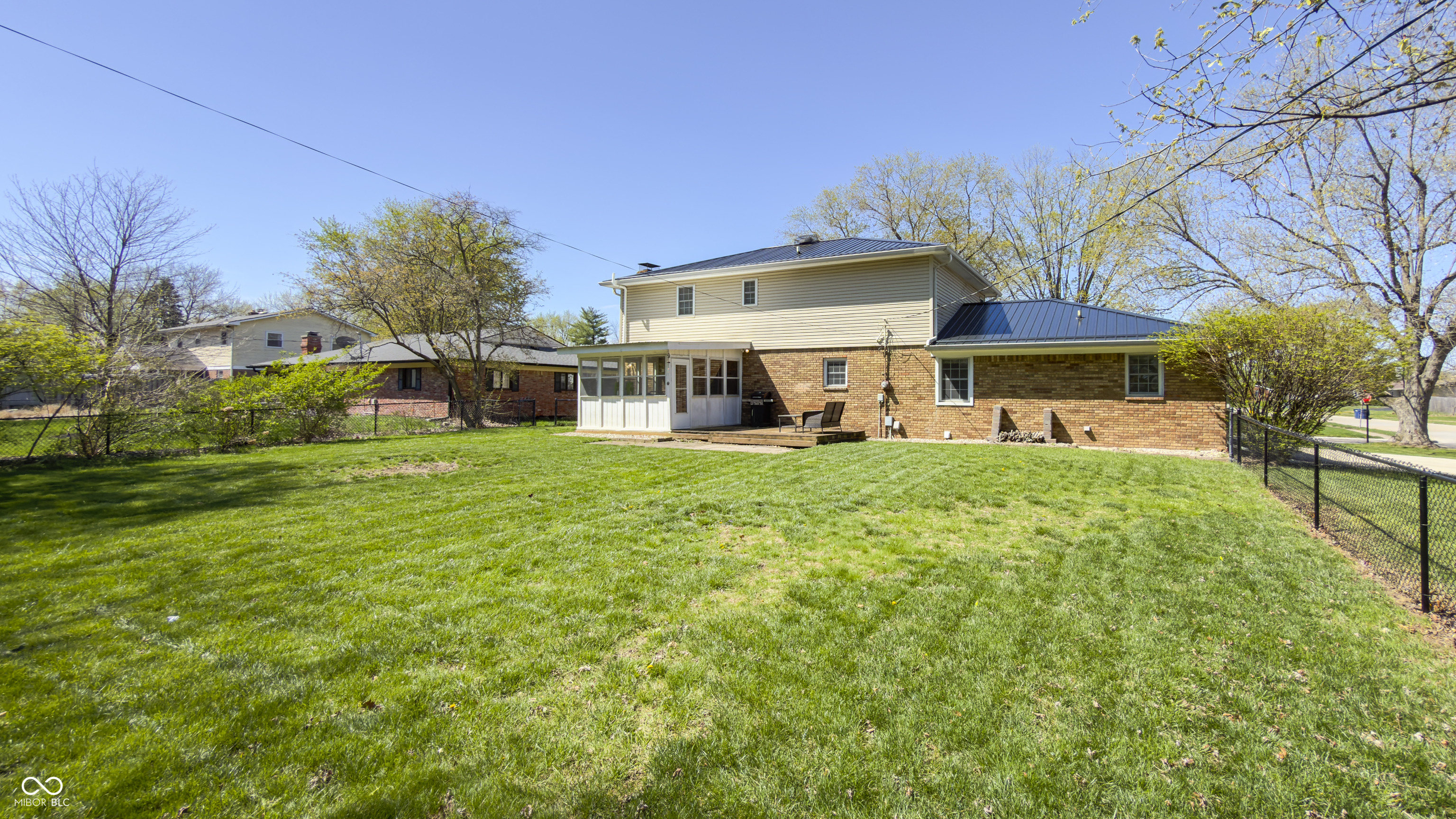 305 Concord Lane