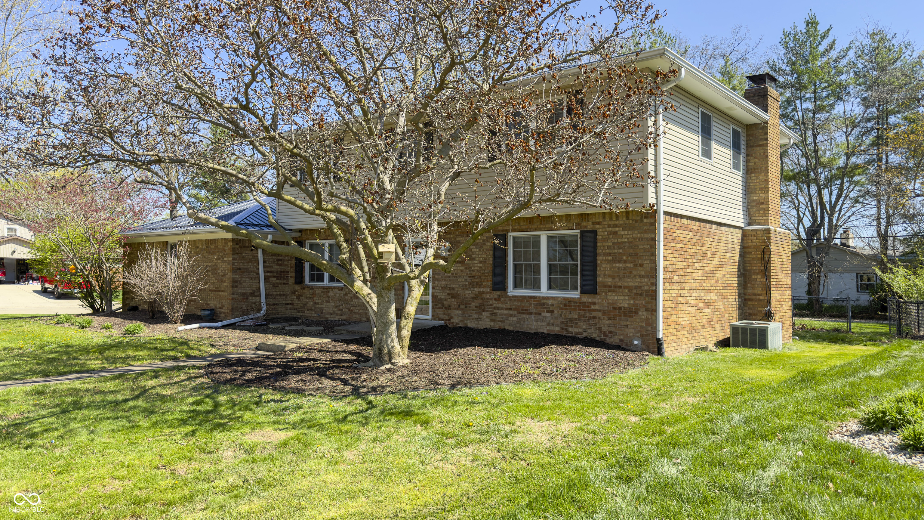 305 Concord Lane