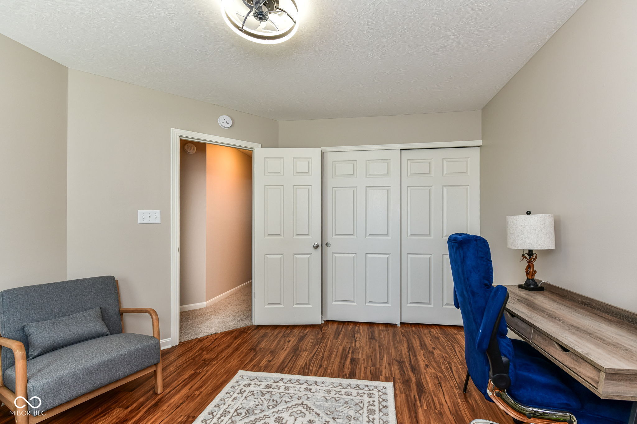 6236 N Woods Edge Court