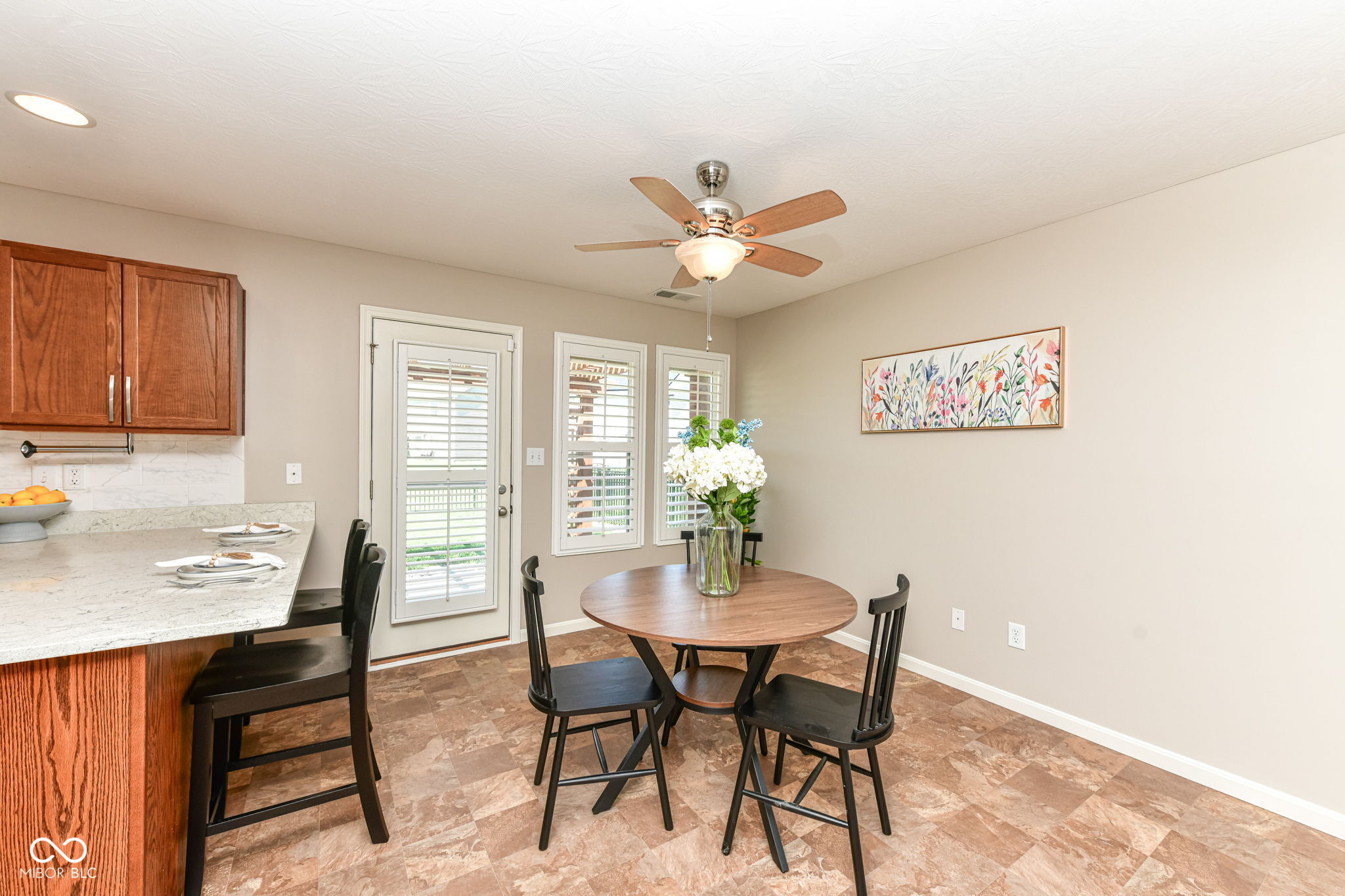 6236 N Woods Edge Court