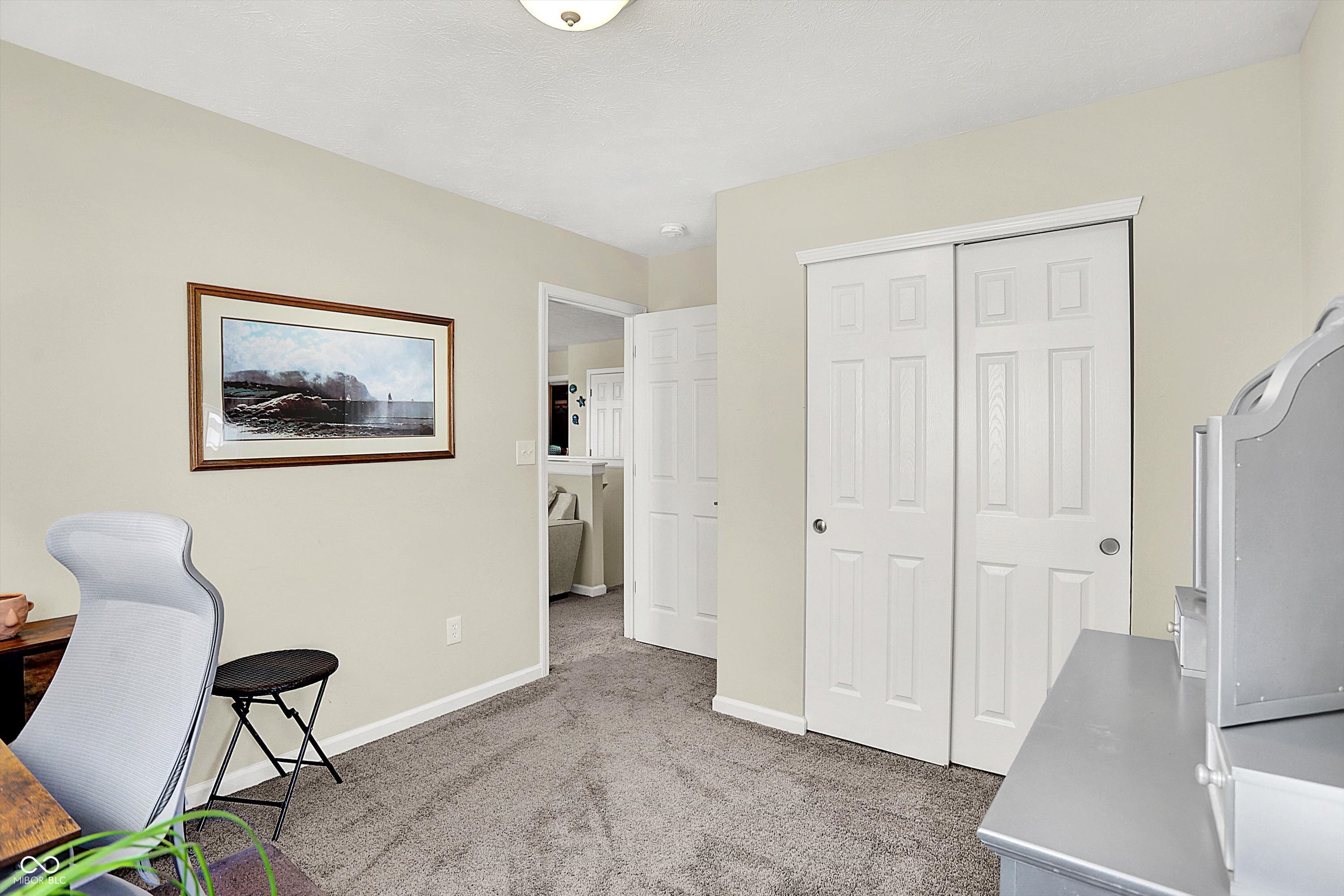 858 Redwood Drive