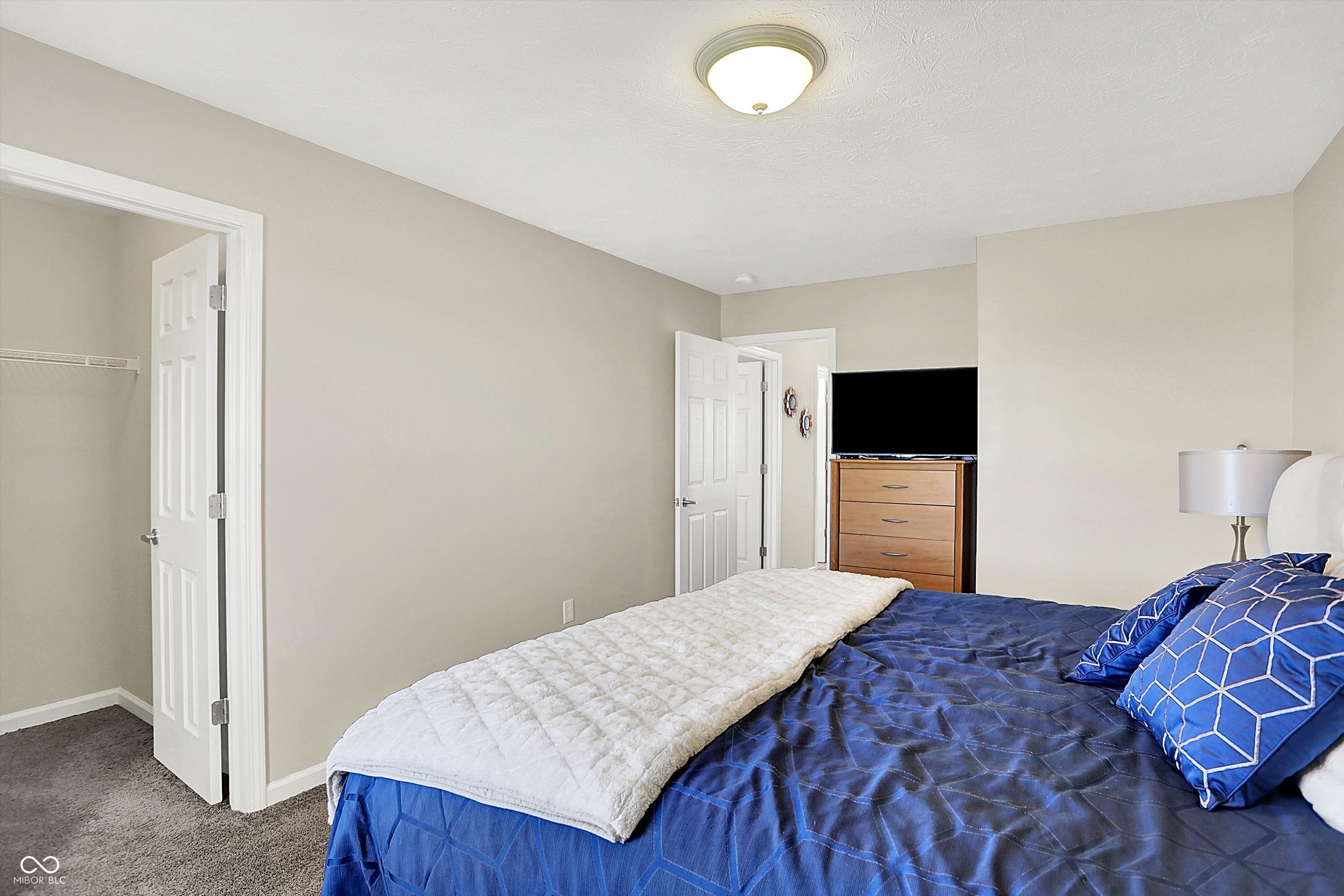 858 Redwood Drive