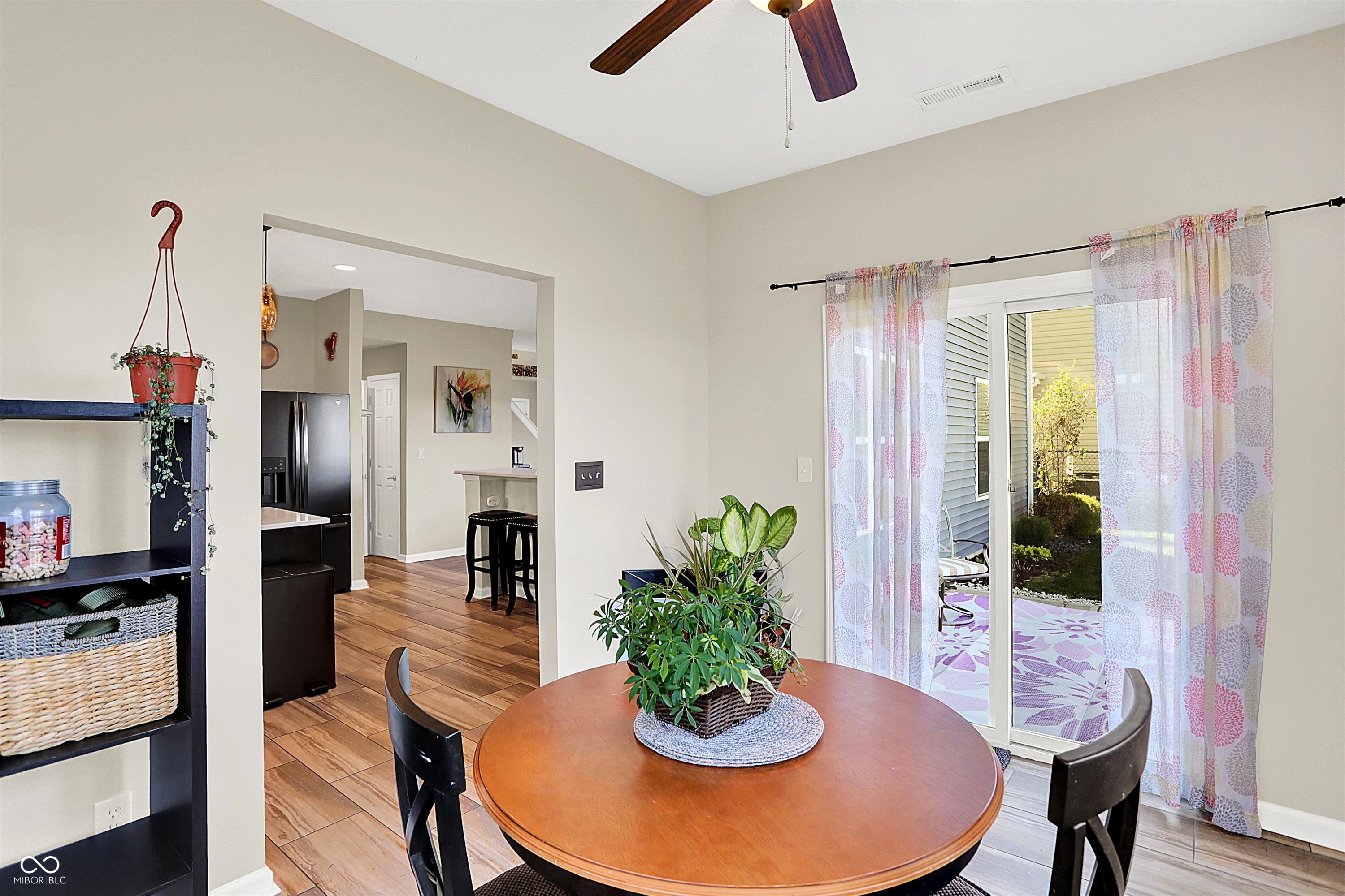 858 Redwood Drive