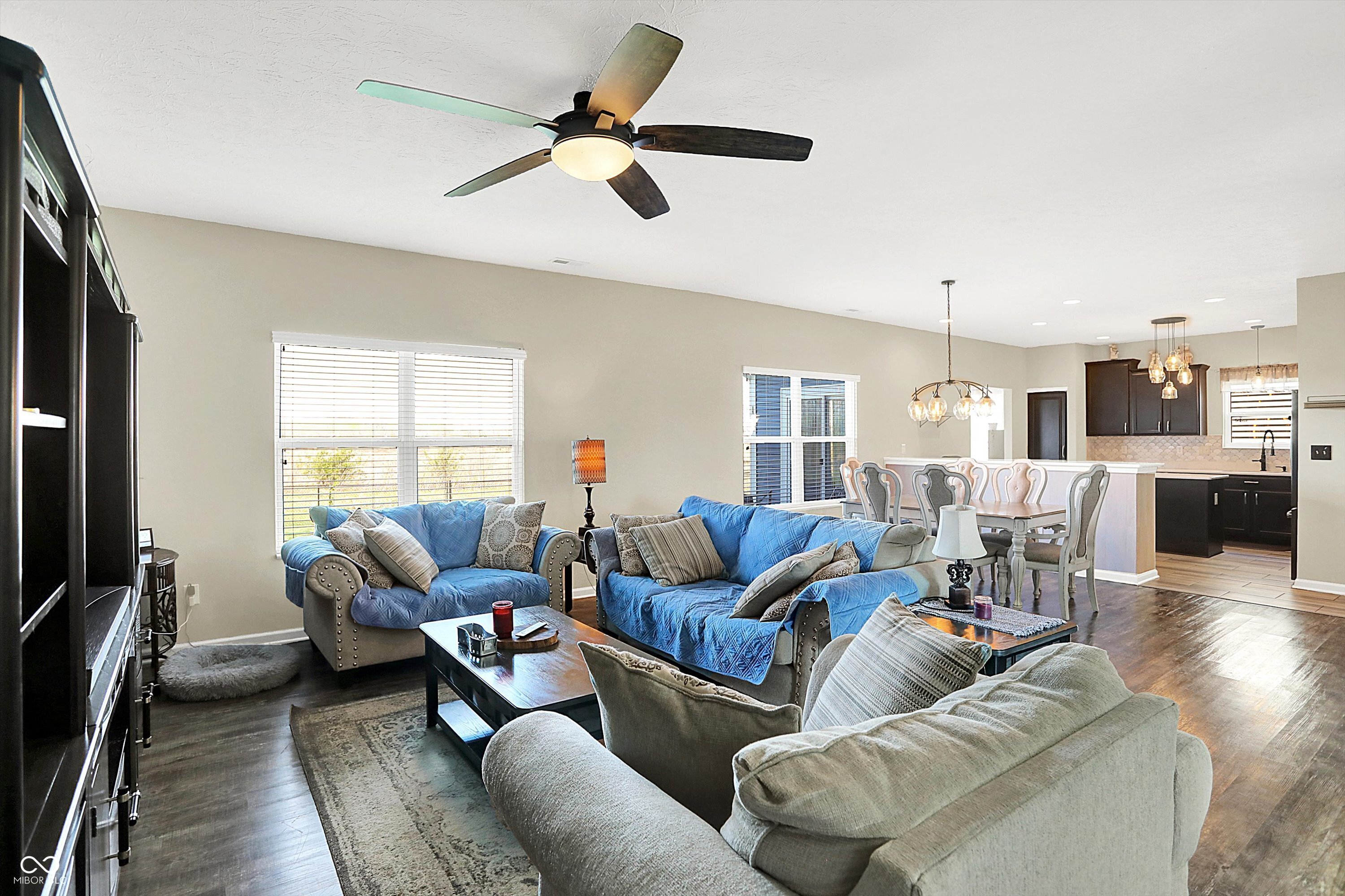 858 Redwood Drive