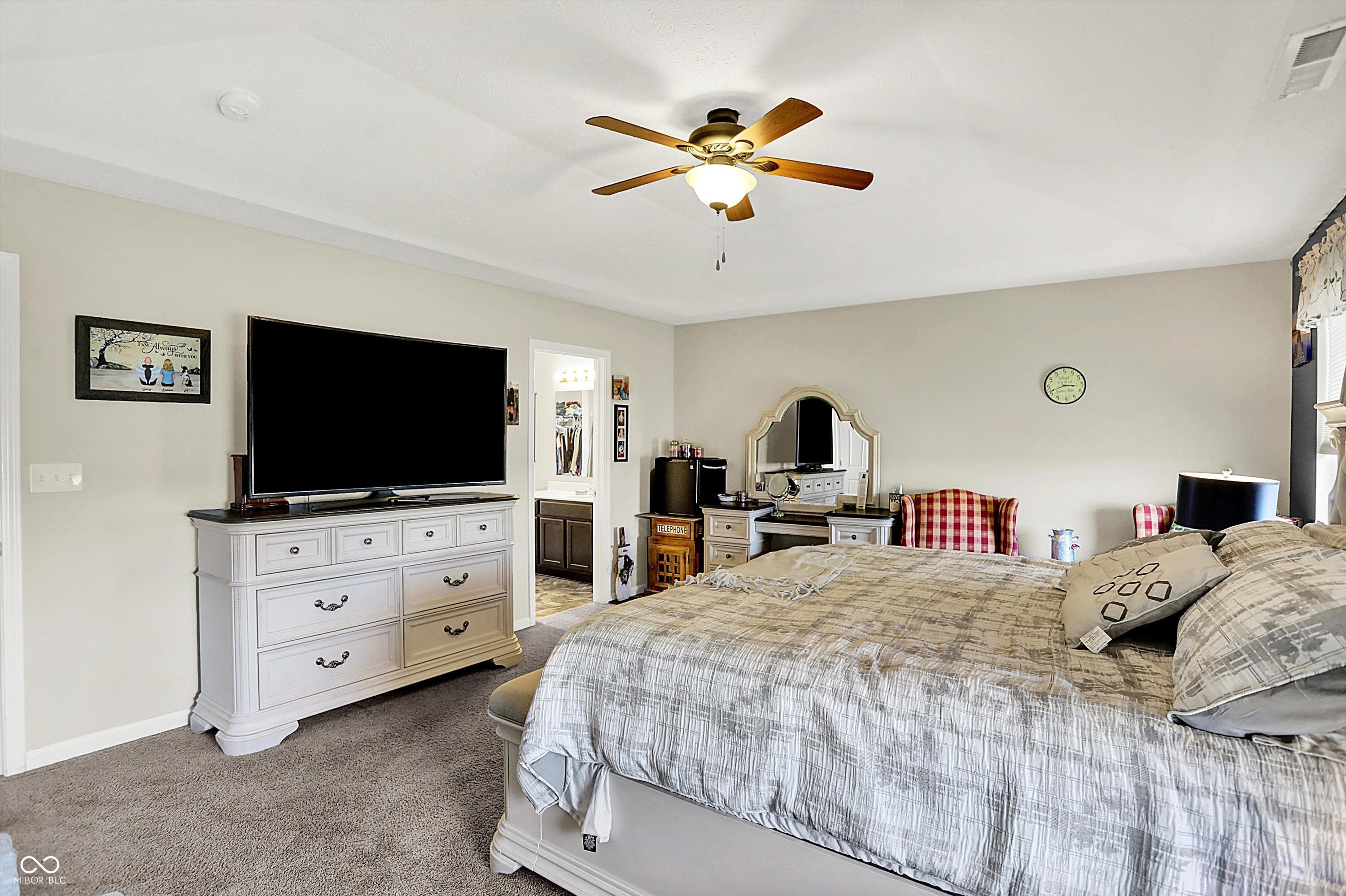 858 Redwood Drive