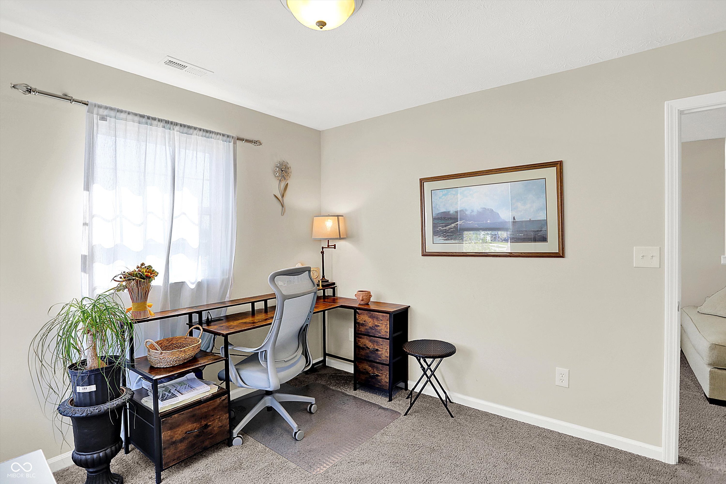 858 Redwood Drive