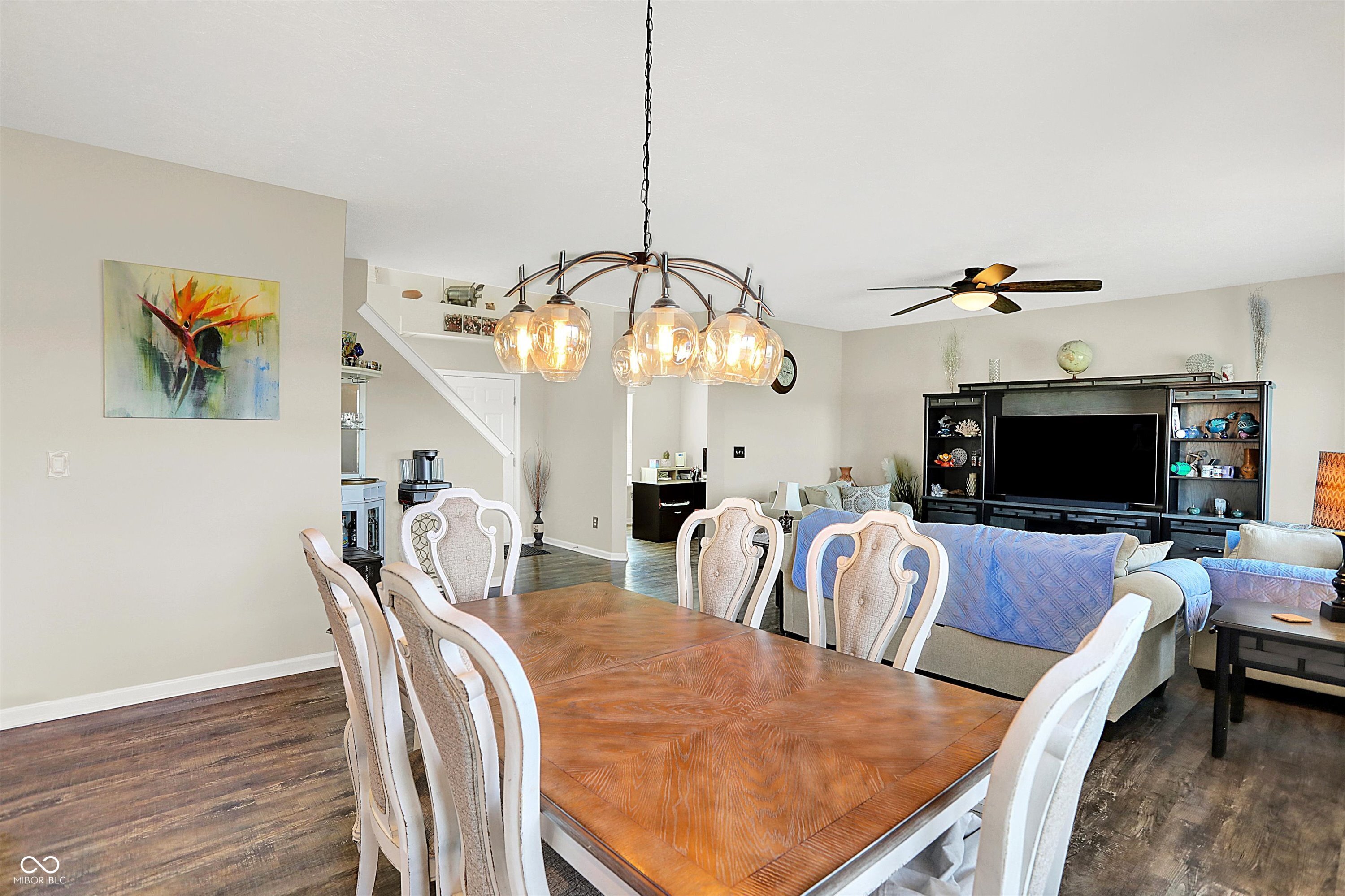 858 Redwood Drive