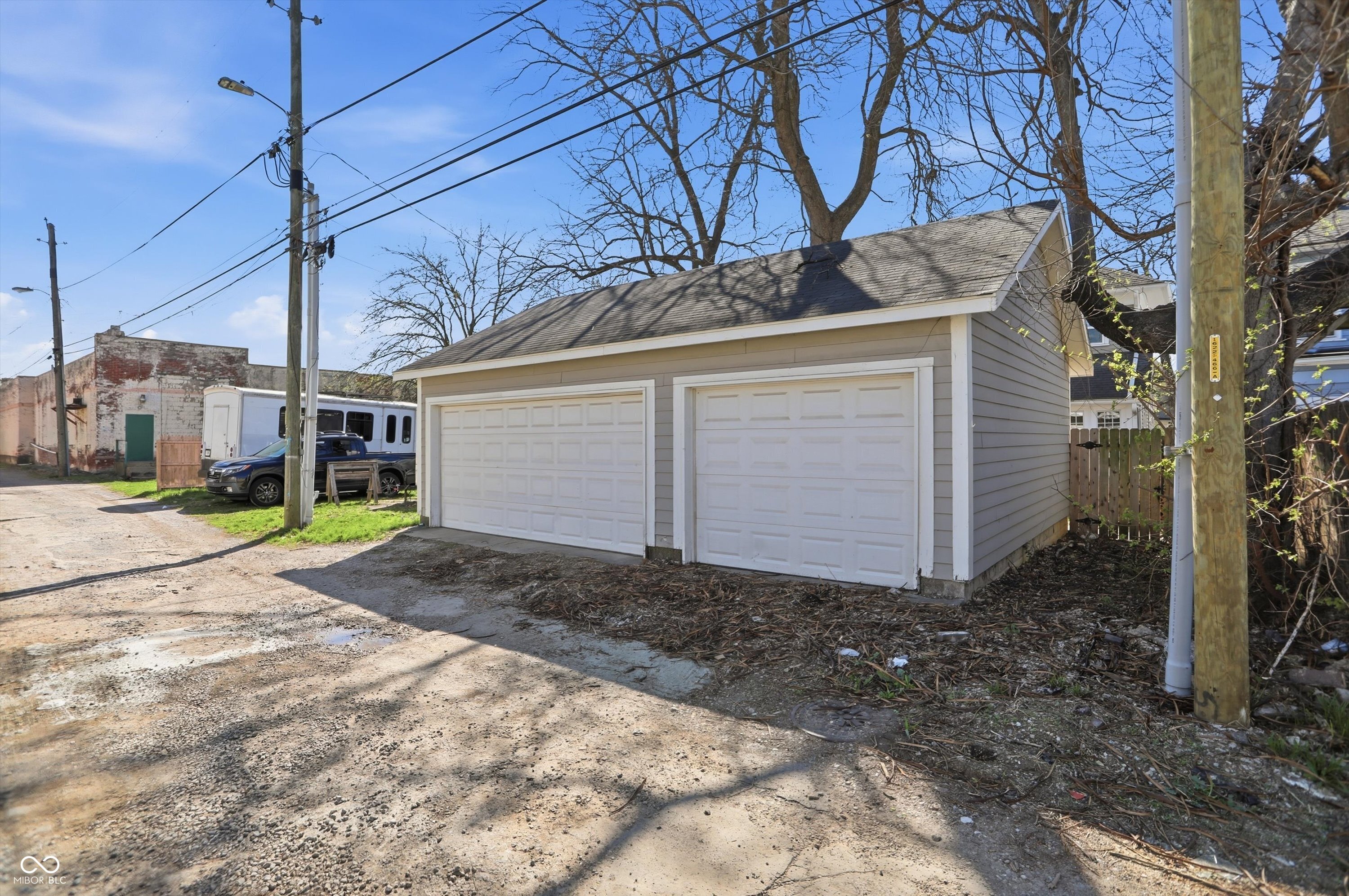 2123 N Talbott Street
