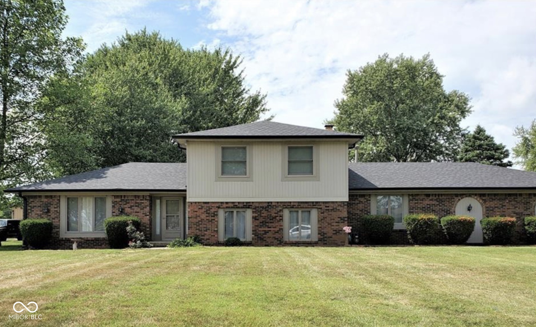 1110 S Heron Court