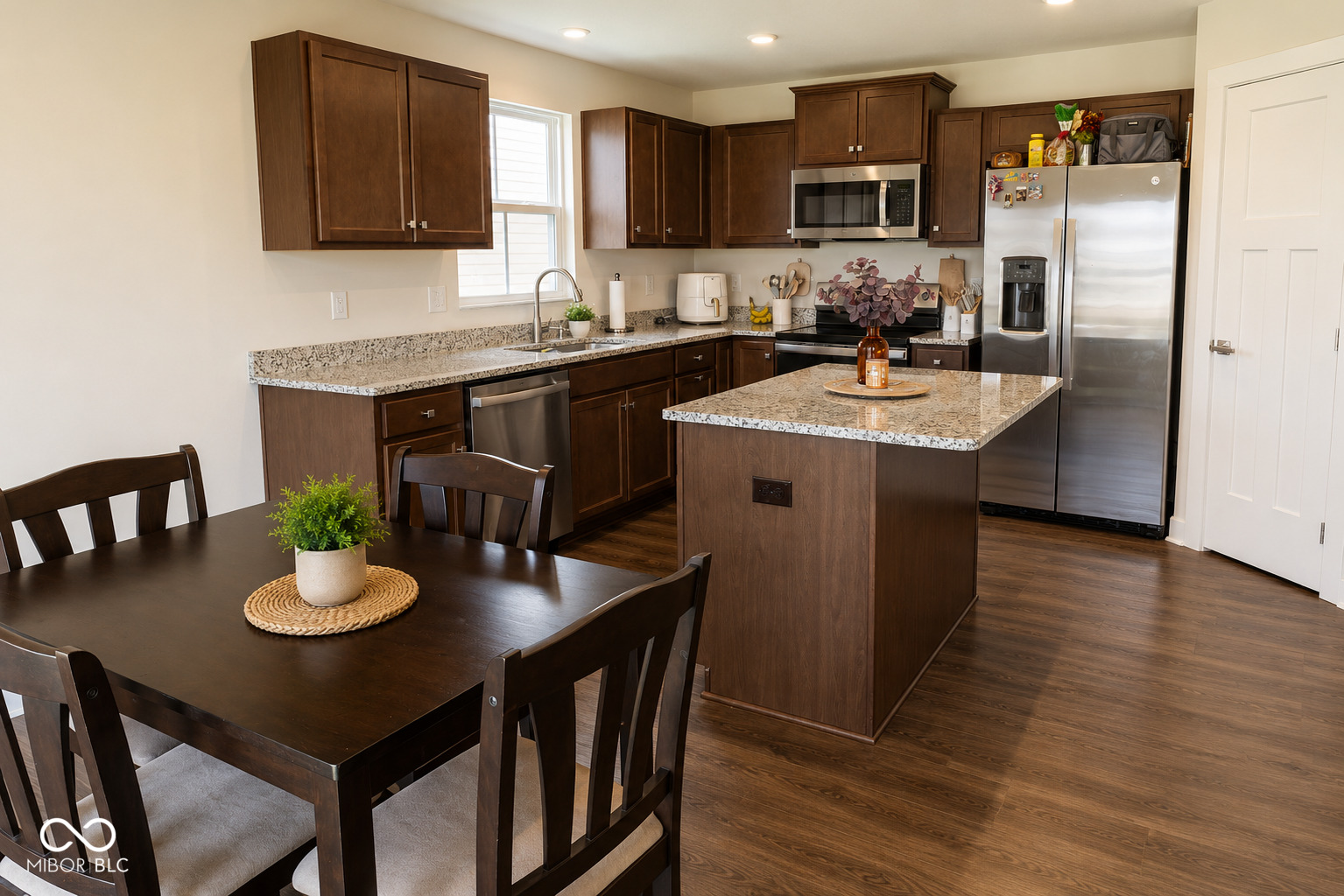 1230 Maumee Court