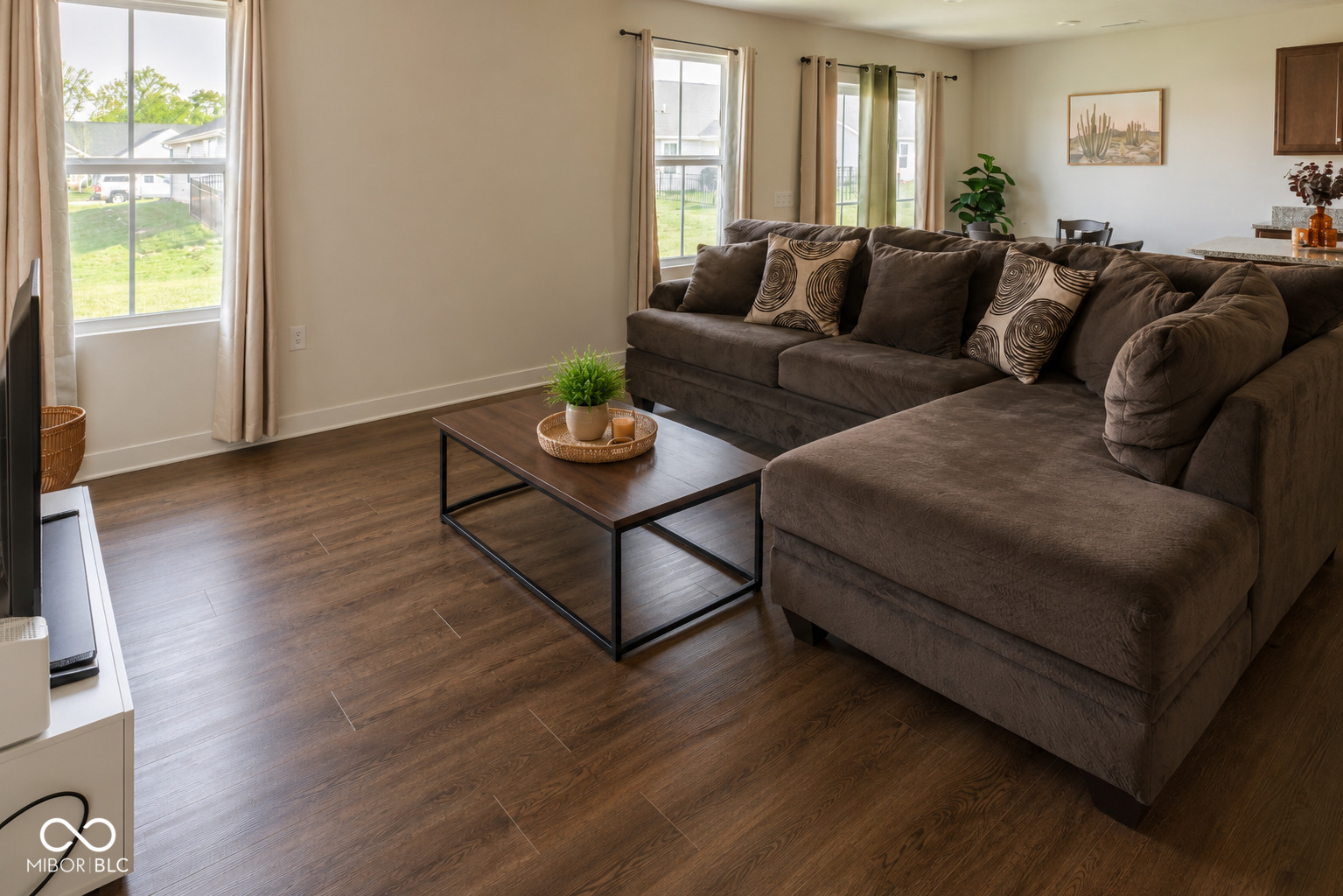1230 Maumee Court