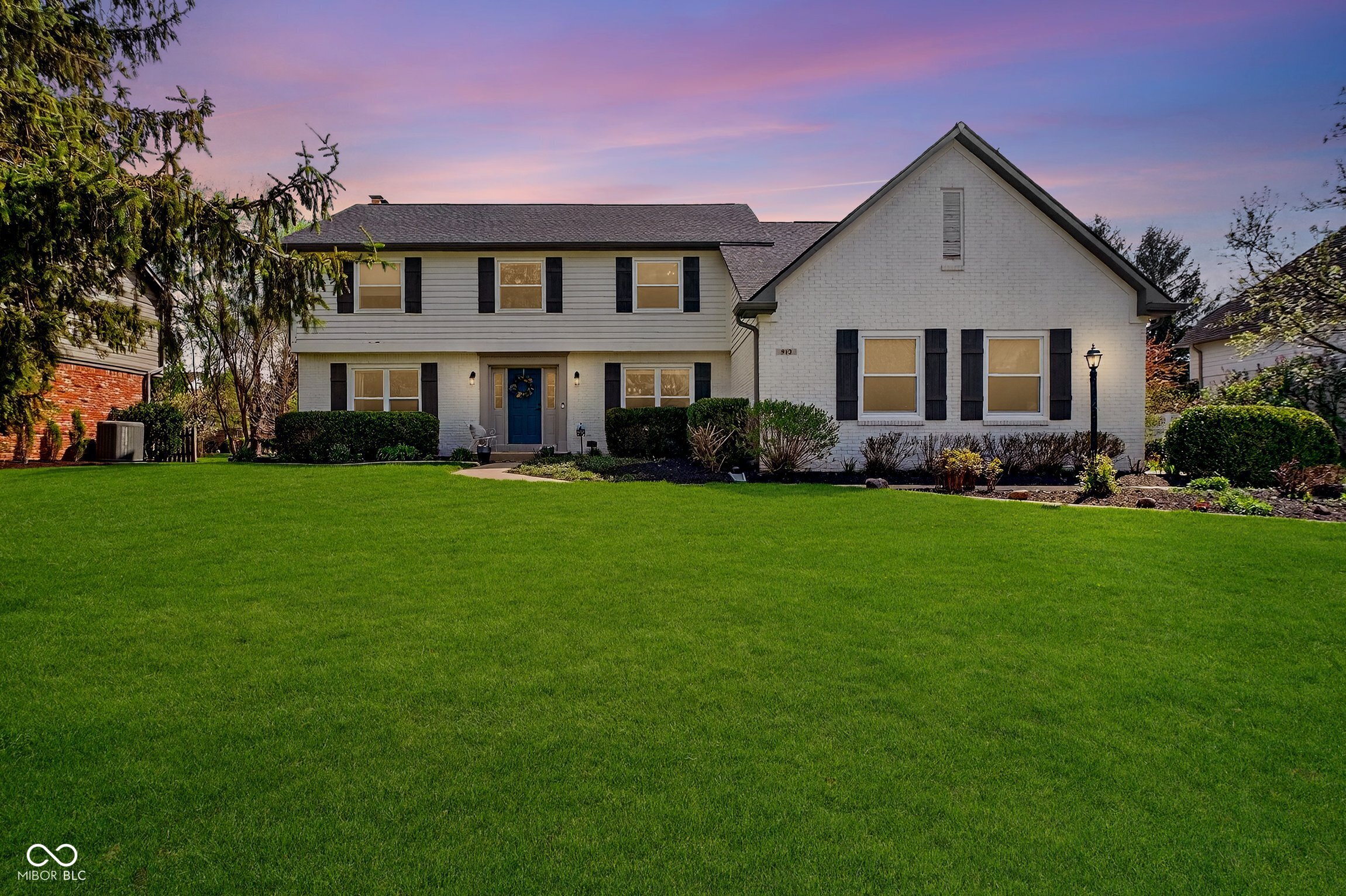 913 Arrowwood Drive