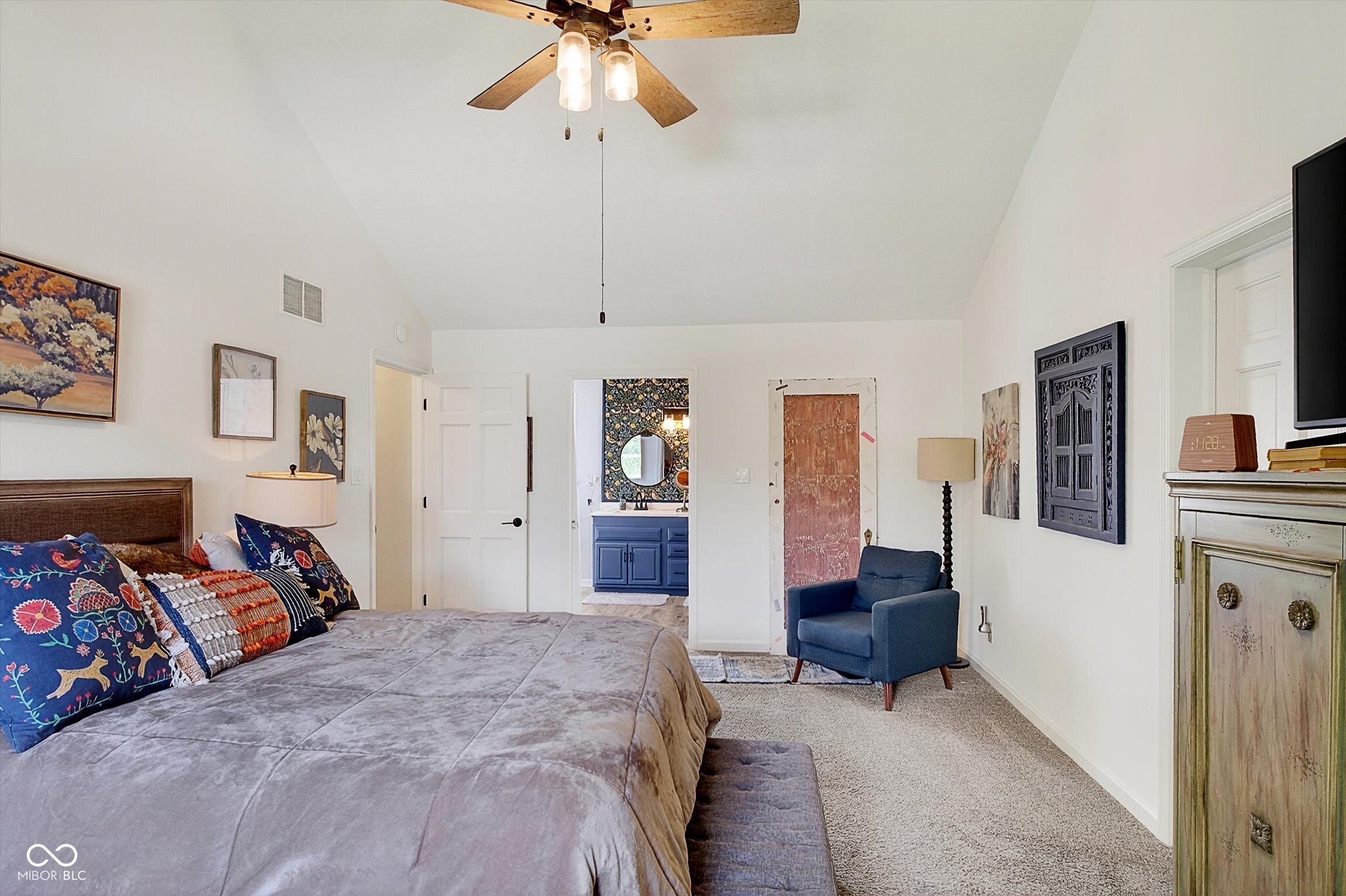 913 Arrowwood Drive