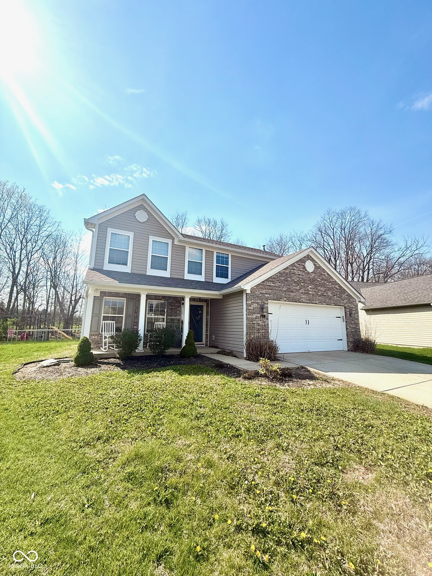 130 W Clear Lake Court