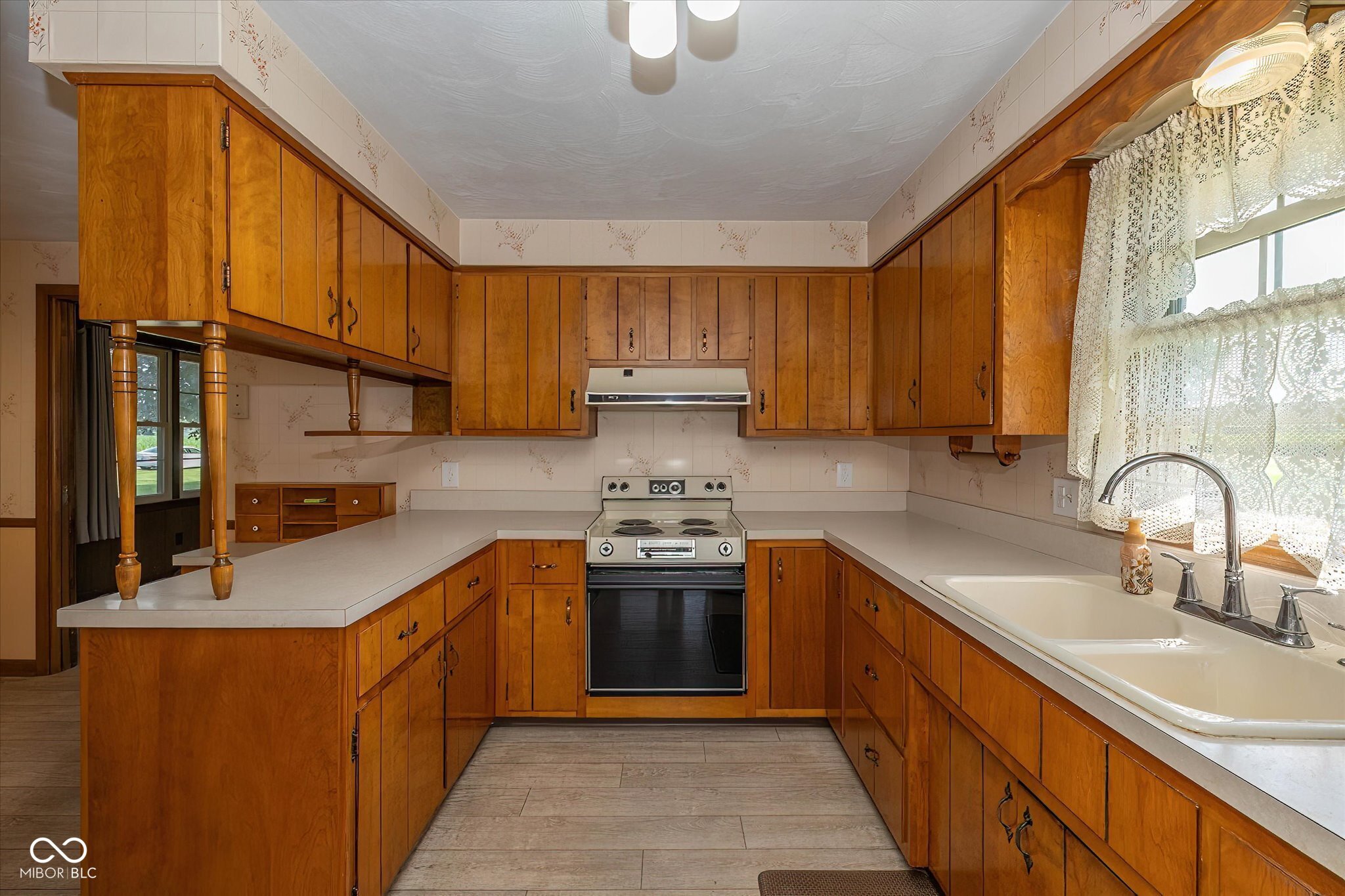 1208 Fulton Avenue