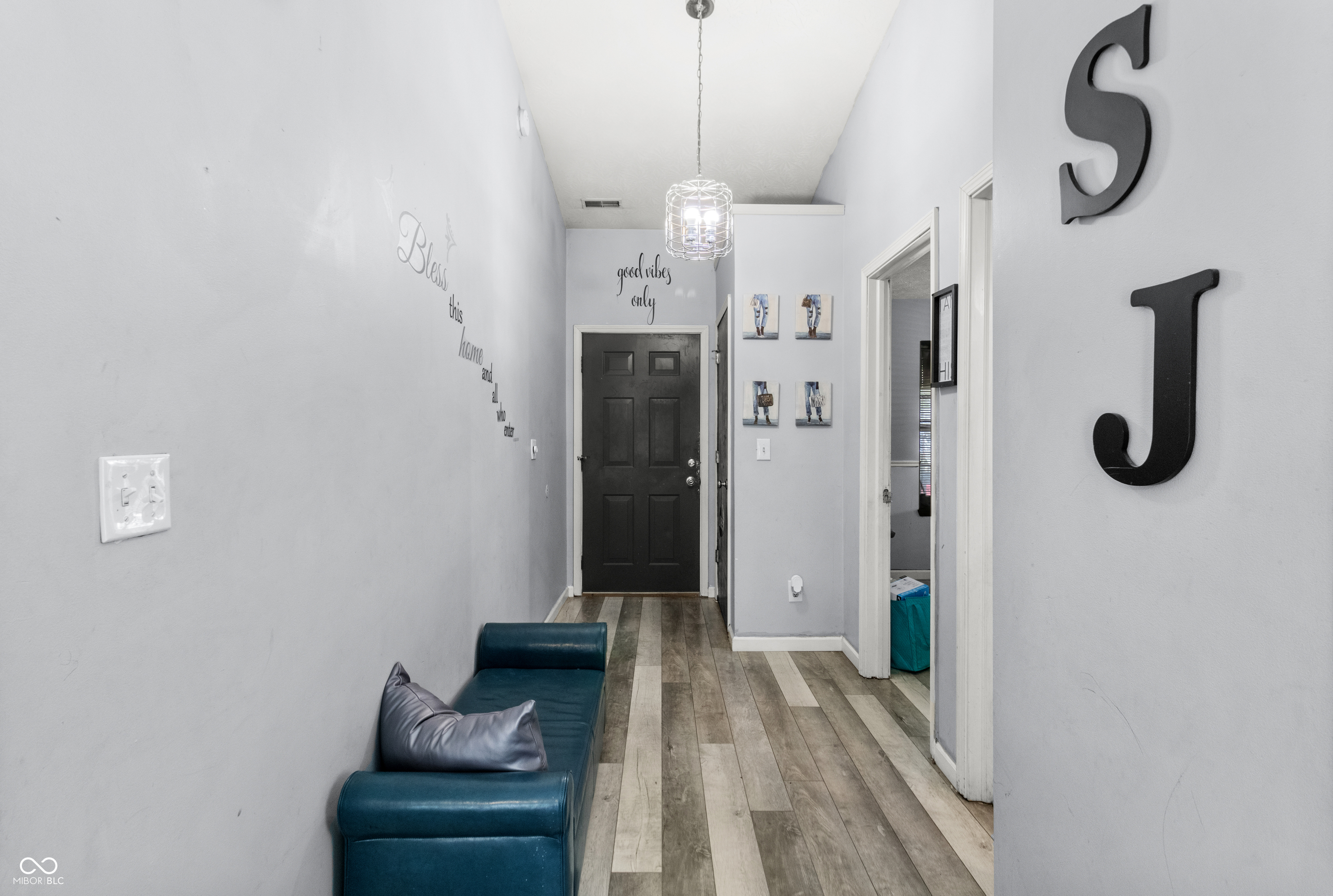 2733 Grassy Creek Drive