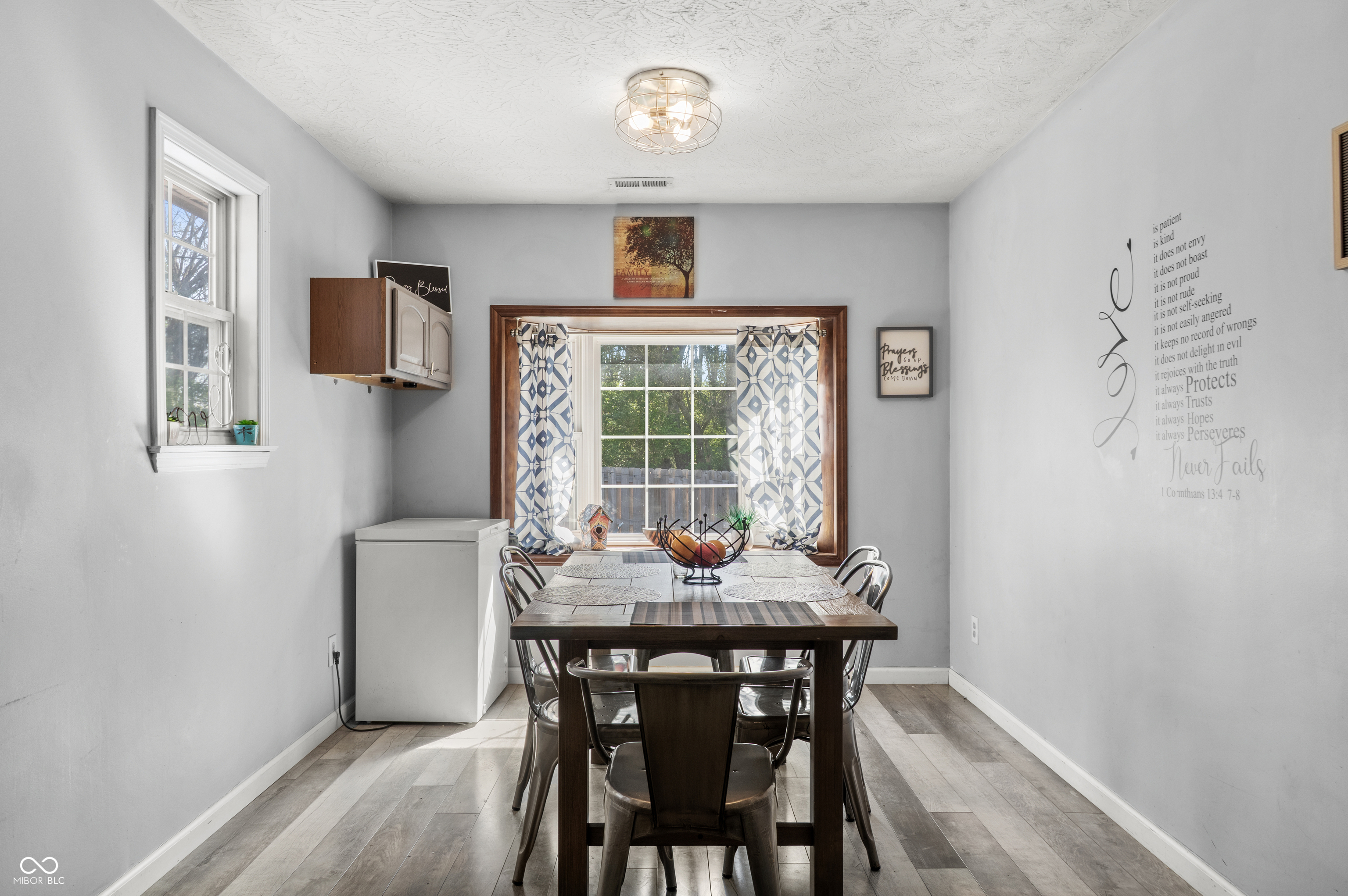 2733 Grassy Creek Drive