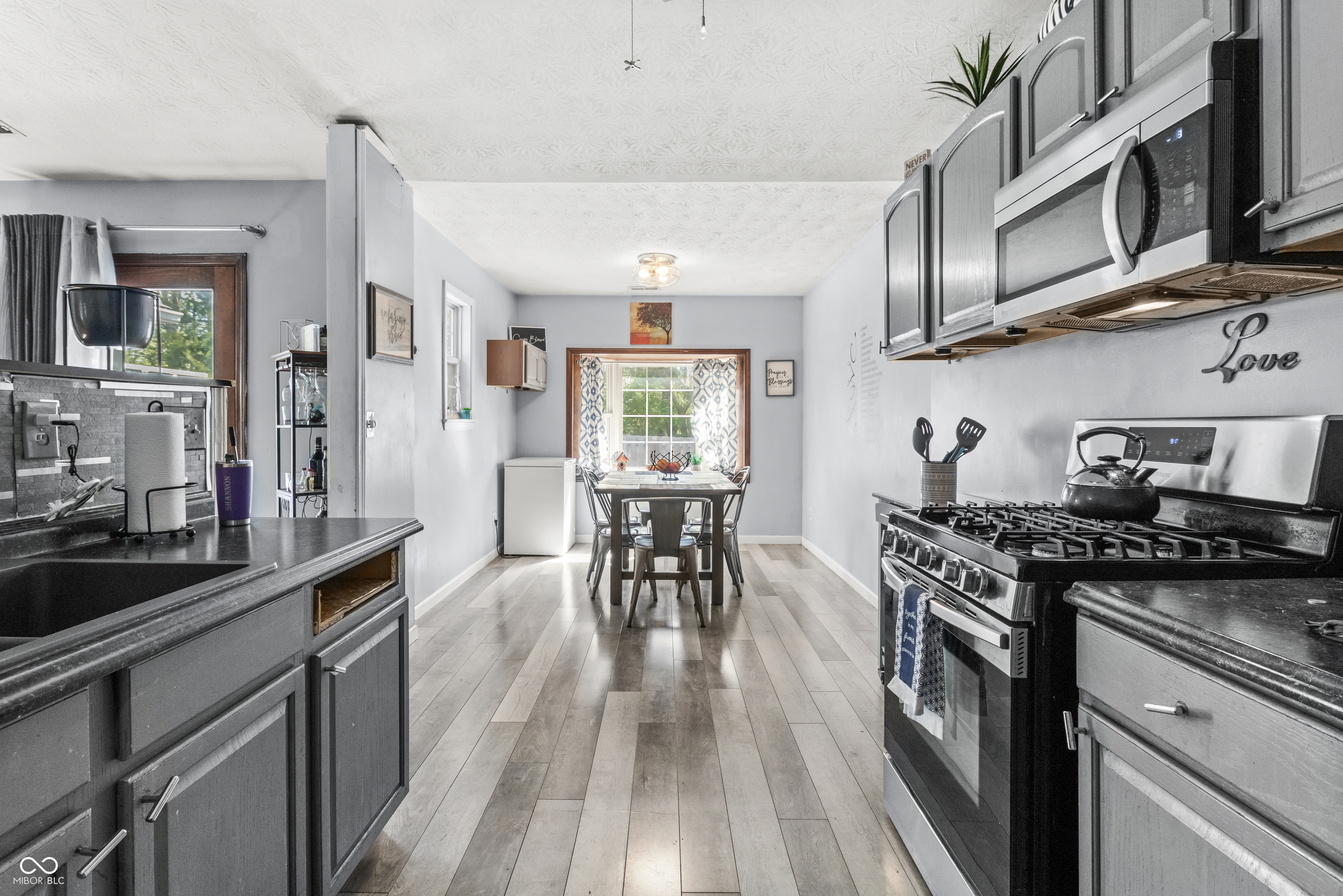 2733 Grassy Creek Drive