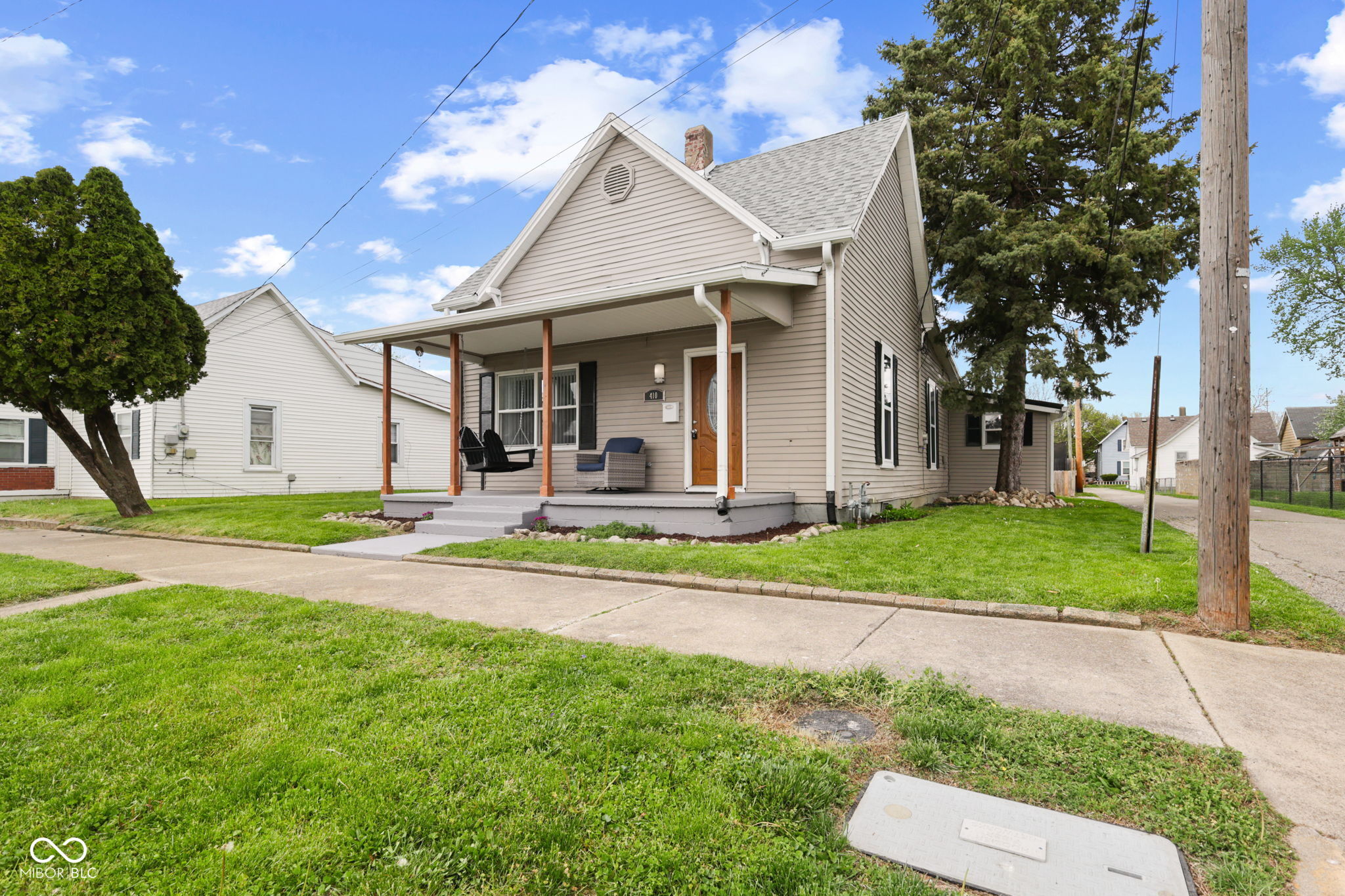 410 E Mechanic Street