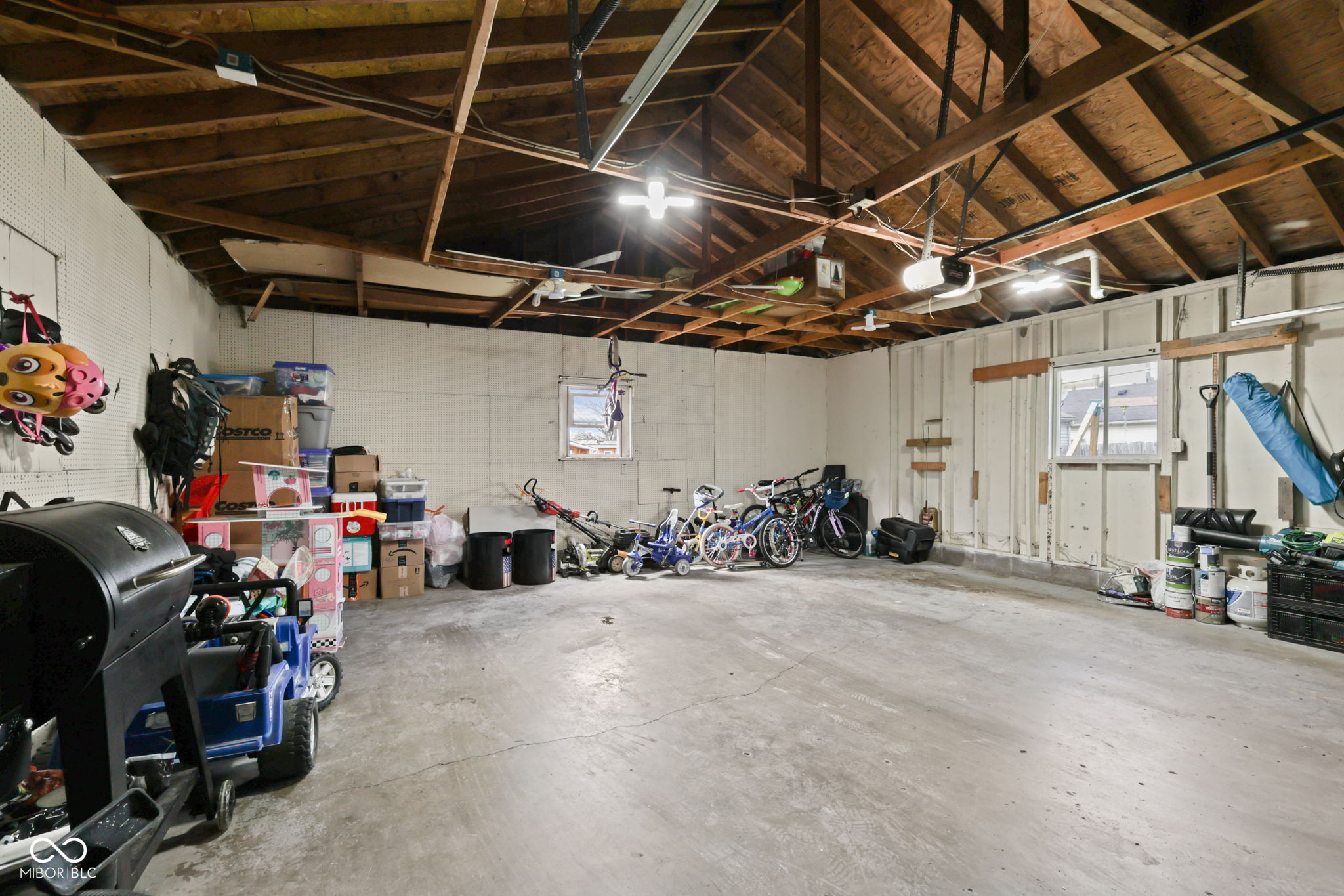 410 E Mechanic Street